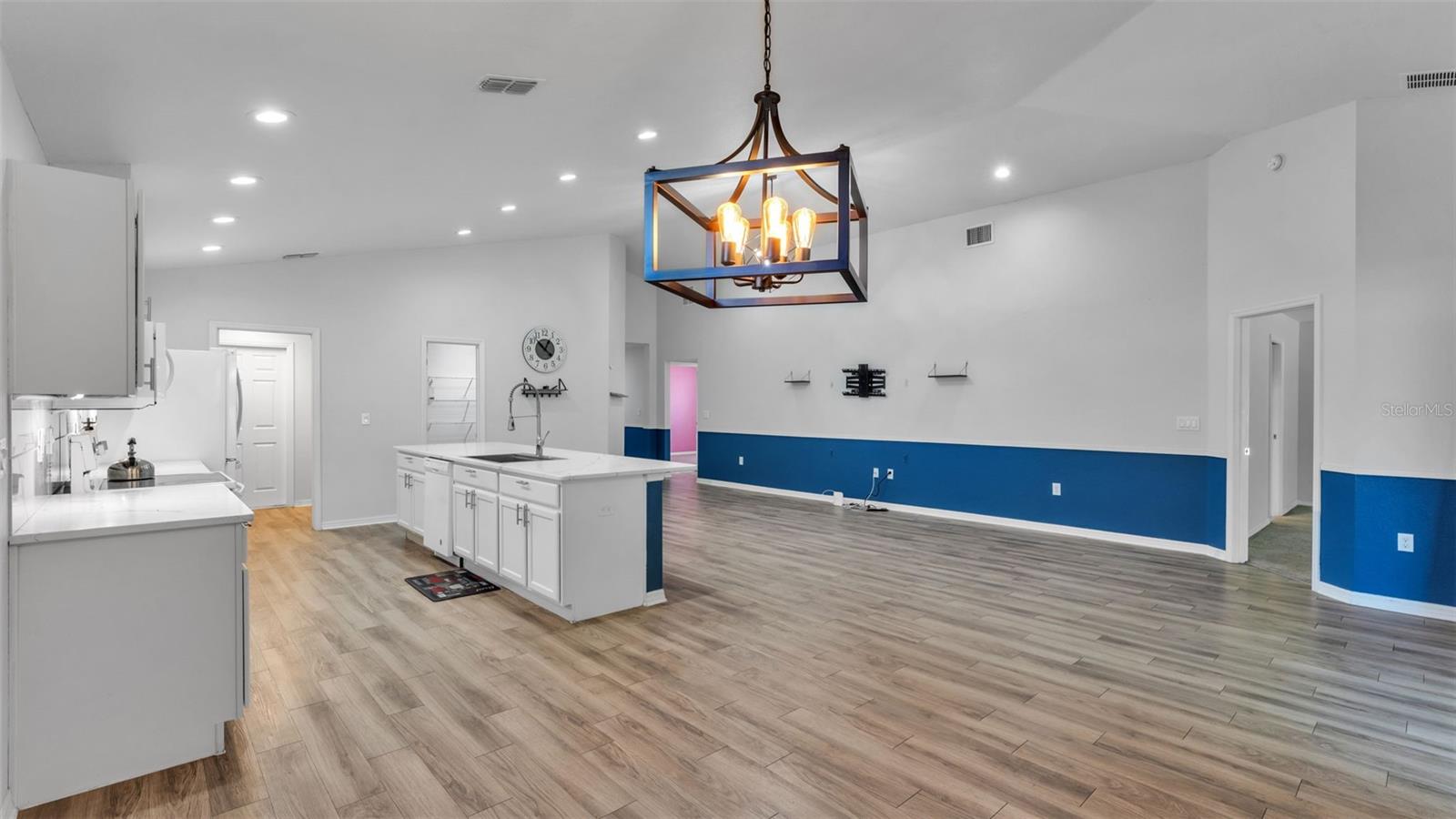 LAKES TR 04 - Residential