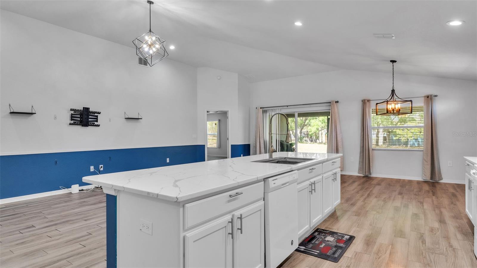 LAKES TR 04 - Residential