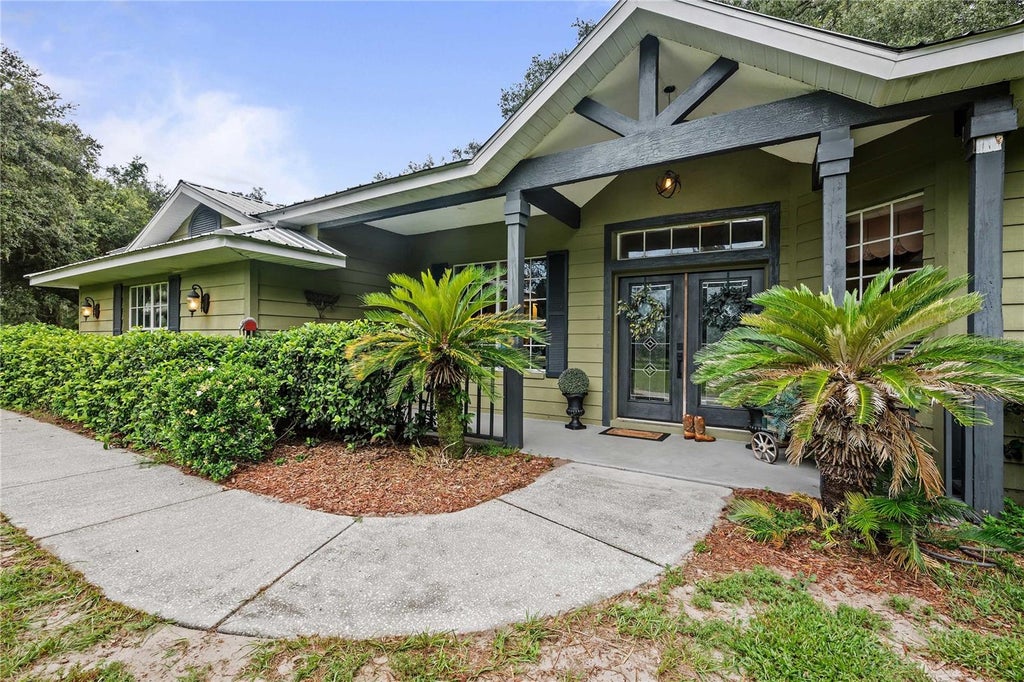 Photo of 4457 Cr 542h, Bushnell, FL 33513 (MLS # G5117193)