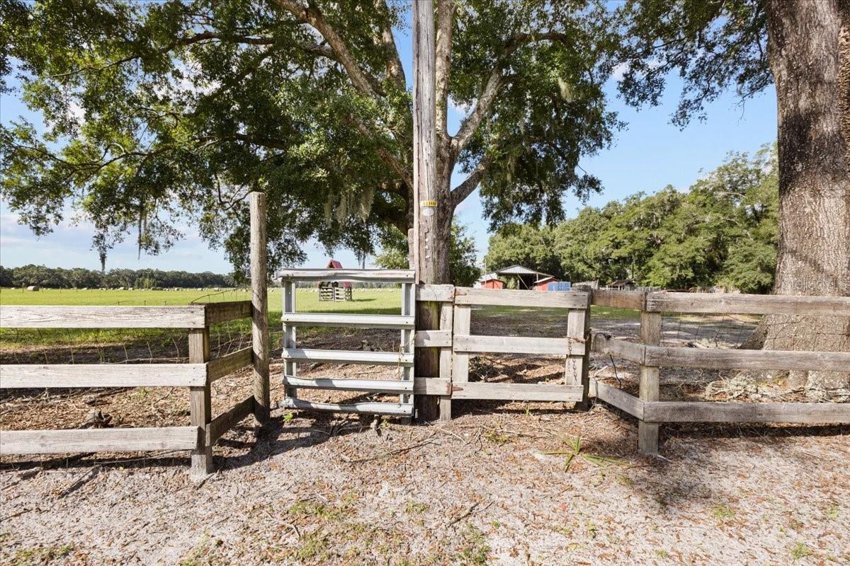 NOT IN A SUBDIVISION - Residential