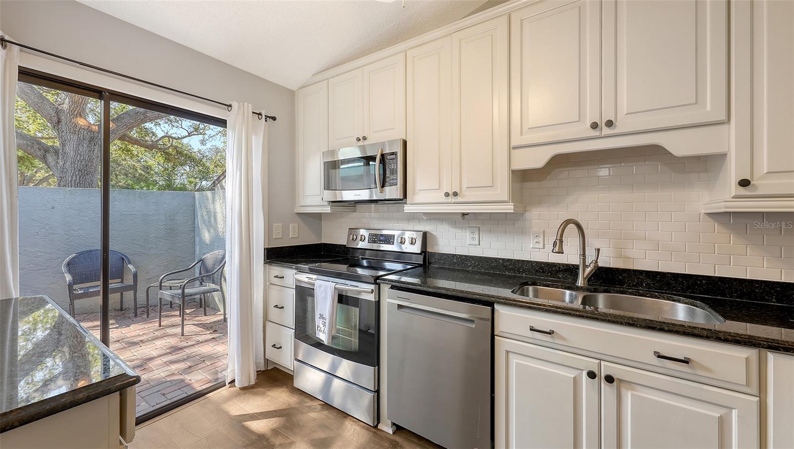 FORTY THREE WEST OAKS - Residential