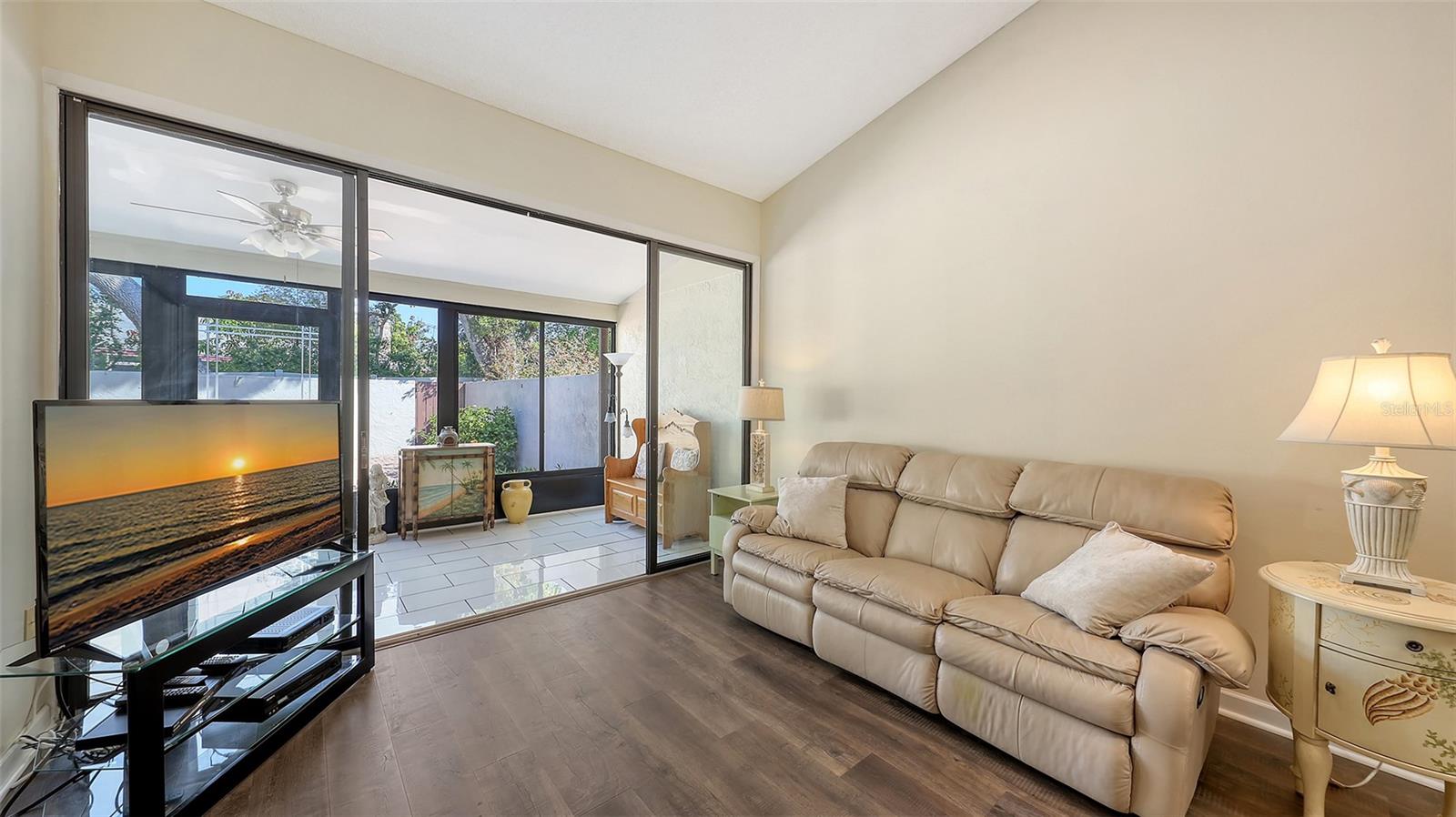 FORTY THREE WEST OAKS - Residential