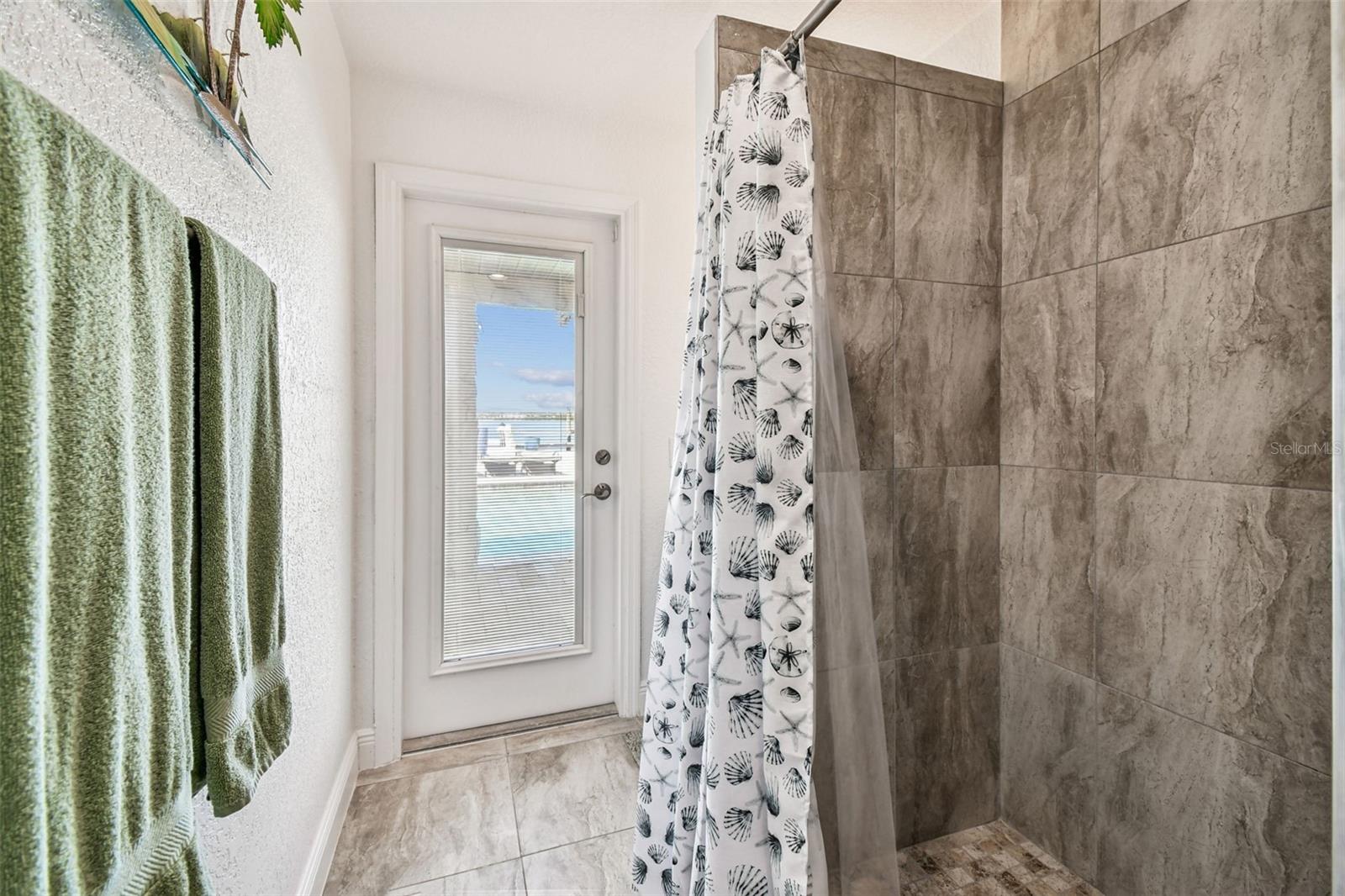 CRYSTAL ISLAND 2ND ADD - Residential