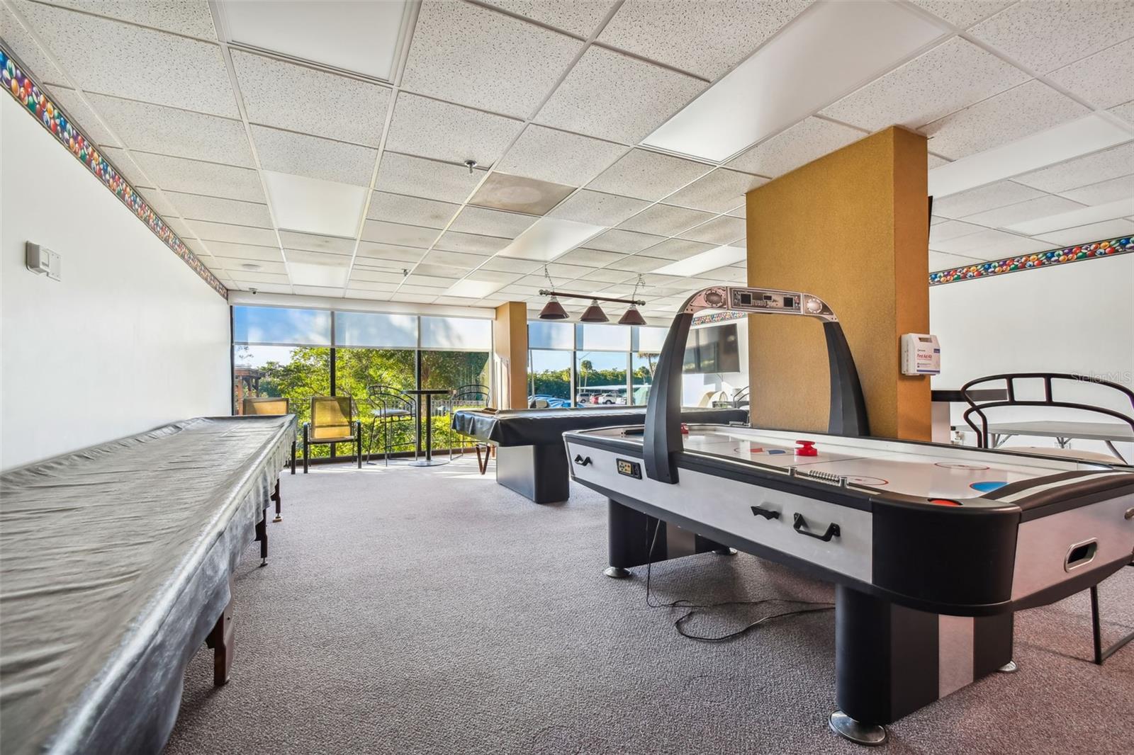 CHATEAU TOWER CONDO - Residential Lease