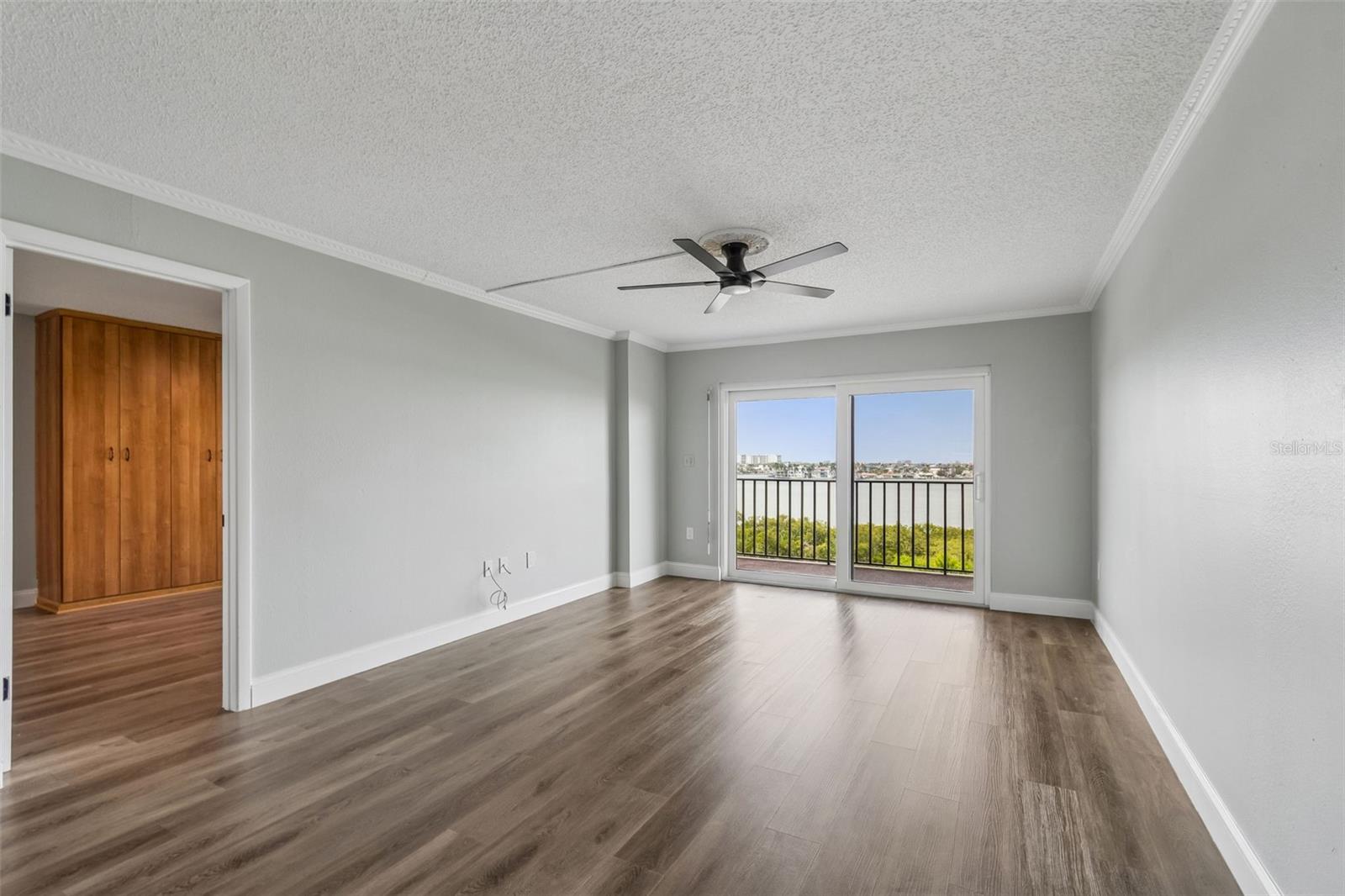 CHATEAU TOWER CONDO - Residential Lease