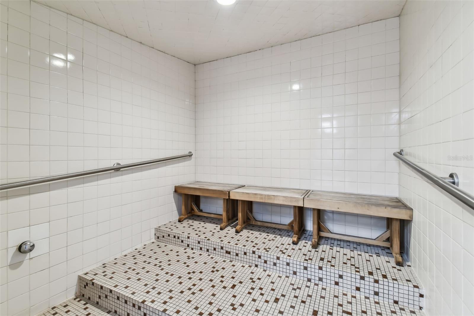 CHATEAU TOWER CONDO - Residential Lease