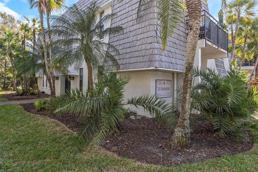 Photo of 718 Lyndhurst Street #904, Dunedin, FL 34698 (MLS # TB8494190)