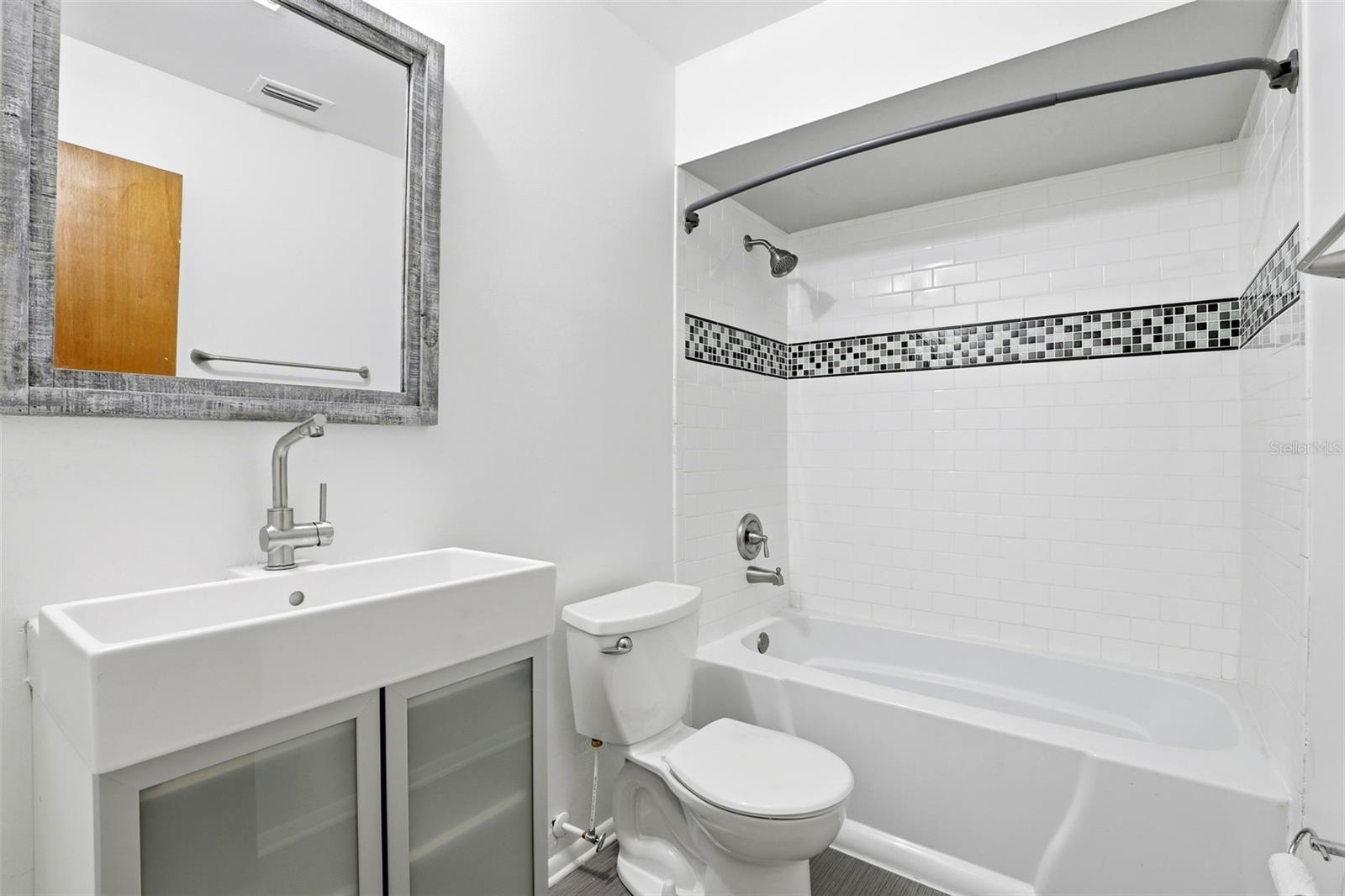 EASTBROOK SUB UNIT 13 - Residential