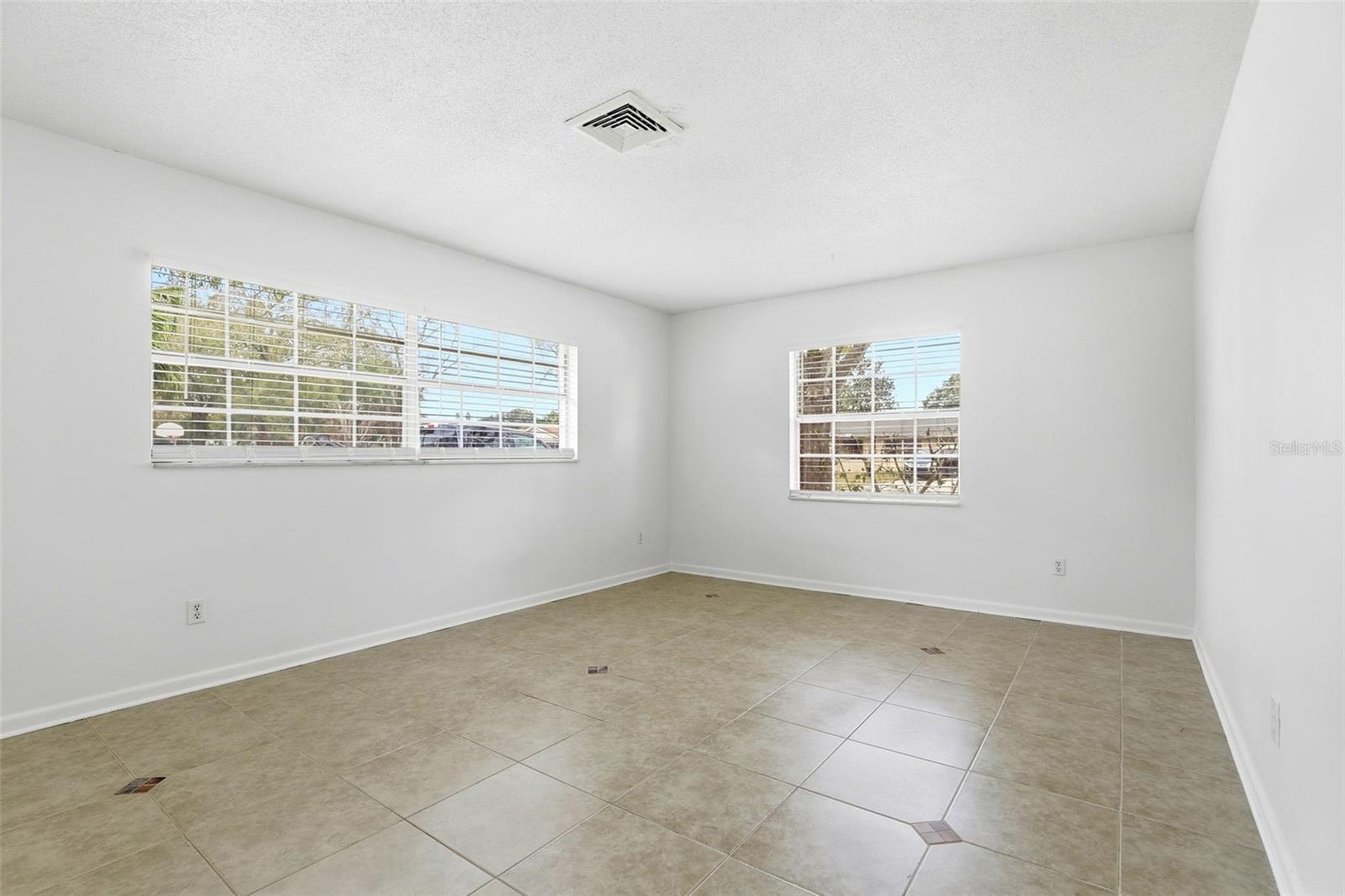 EASTBROOK SUB UNIT 13 - Residential