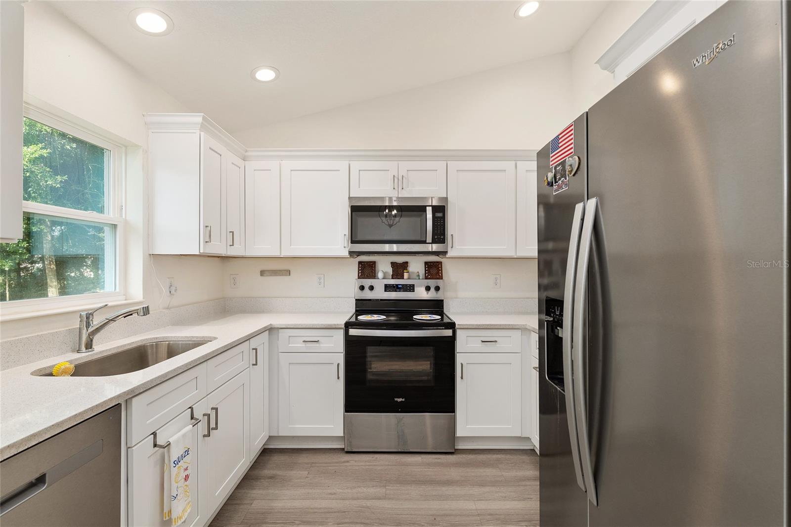 LAKE WEIR GARDENS - Residential