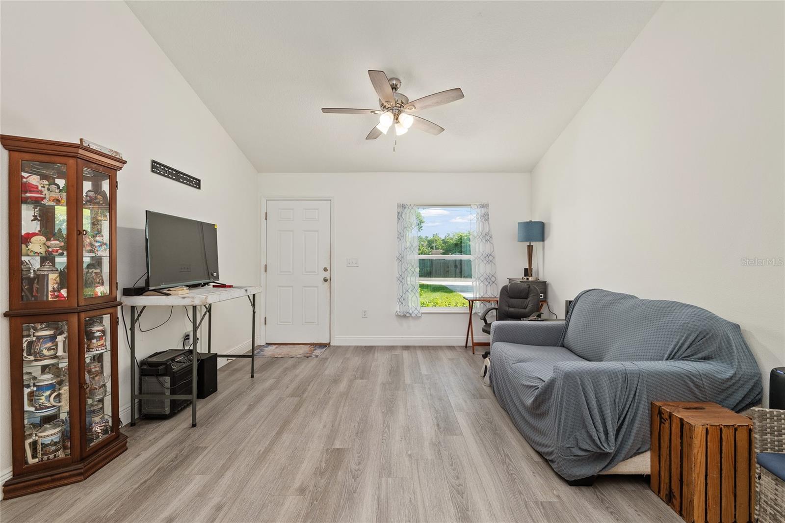 LAKE WEIR GARDENS - Residential