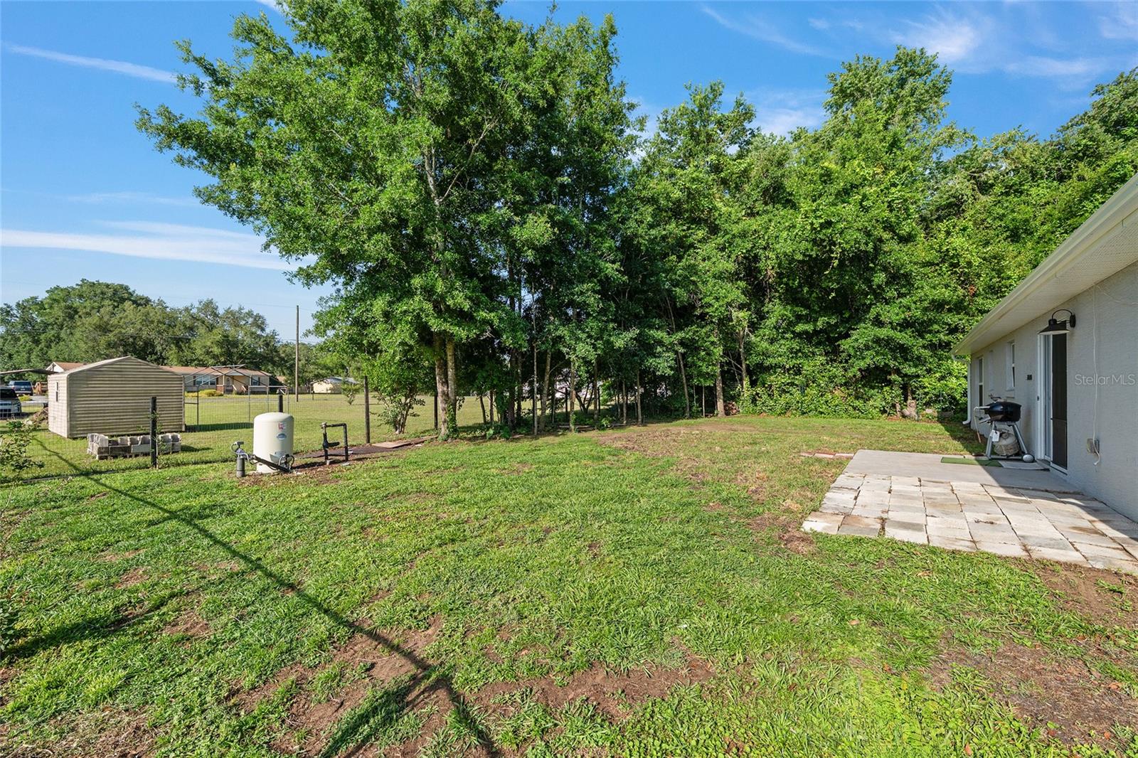 LAKE WEIR GARDENS - Residential