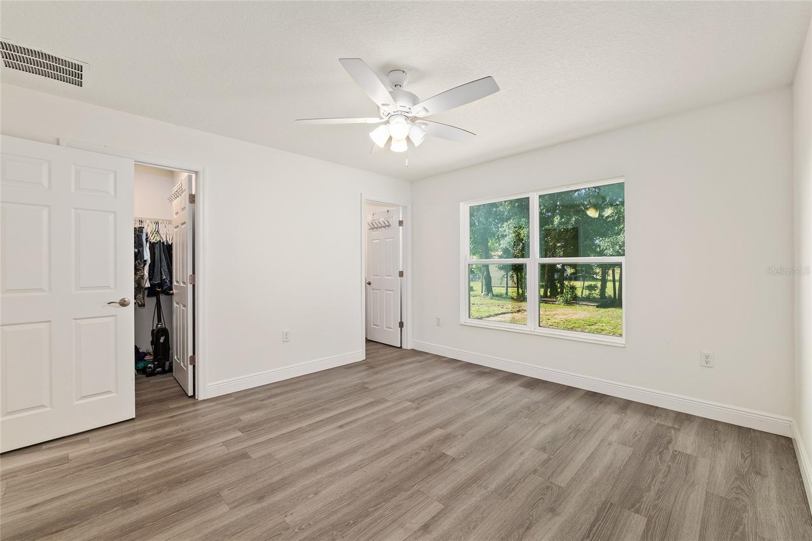 LAKE WEIR GARDENS - Residential
