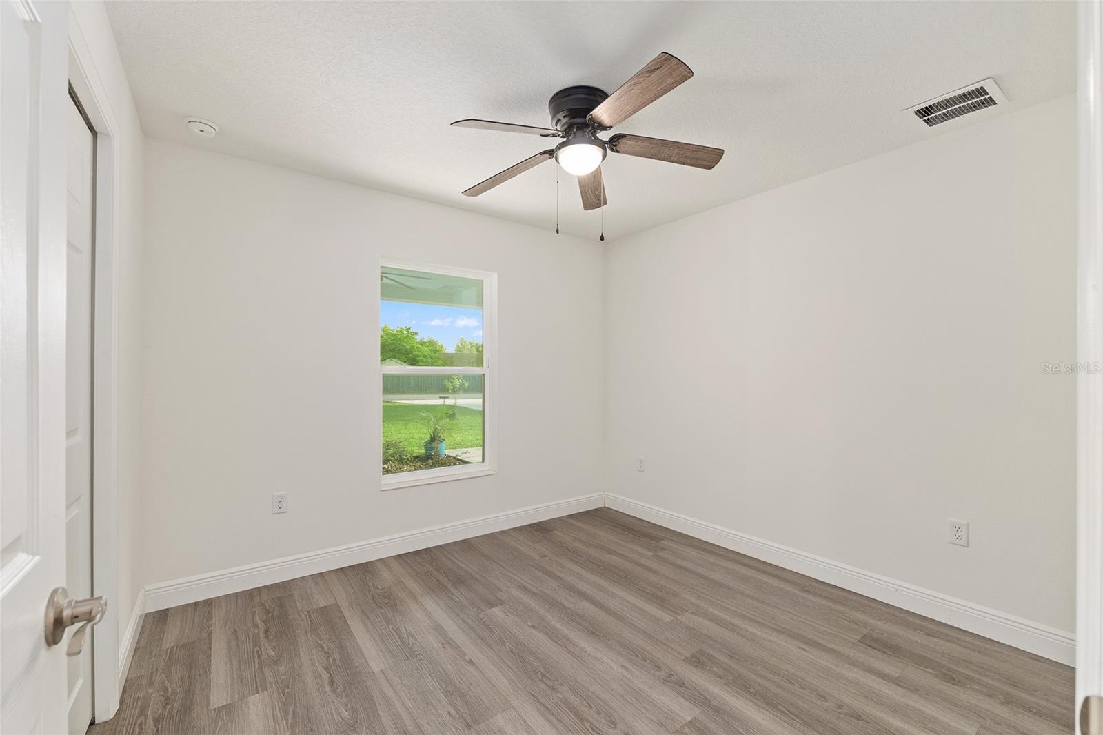LAKE WEIR GARDENS - Residential