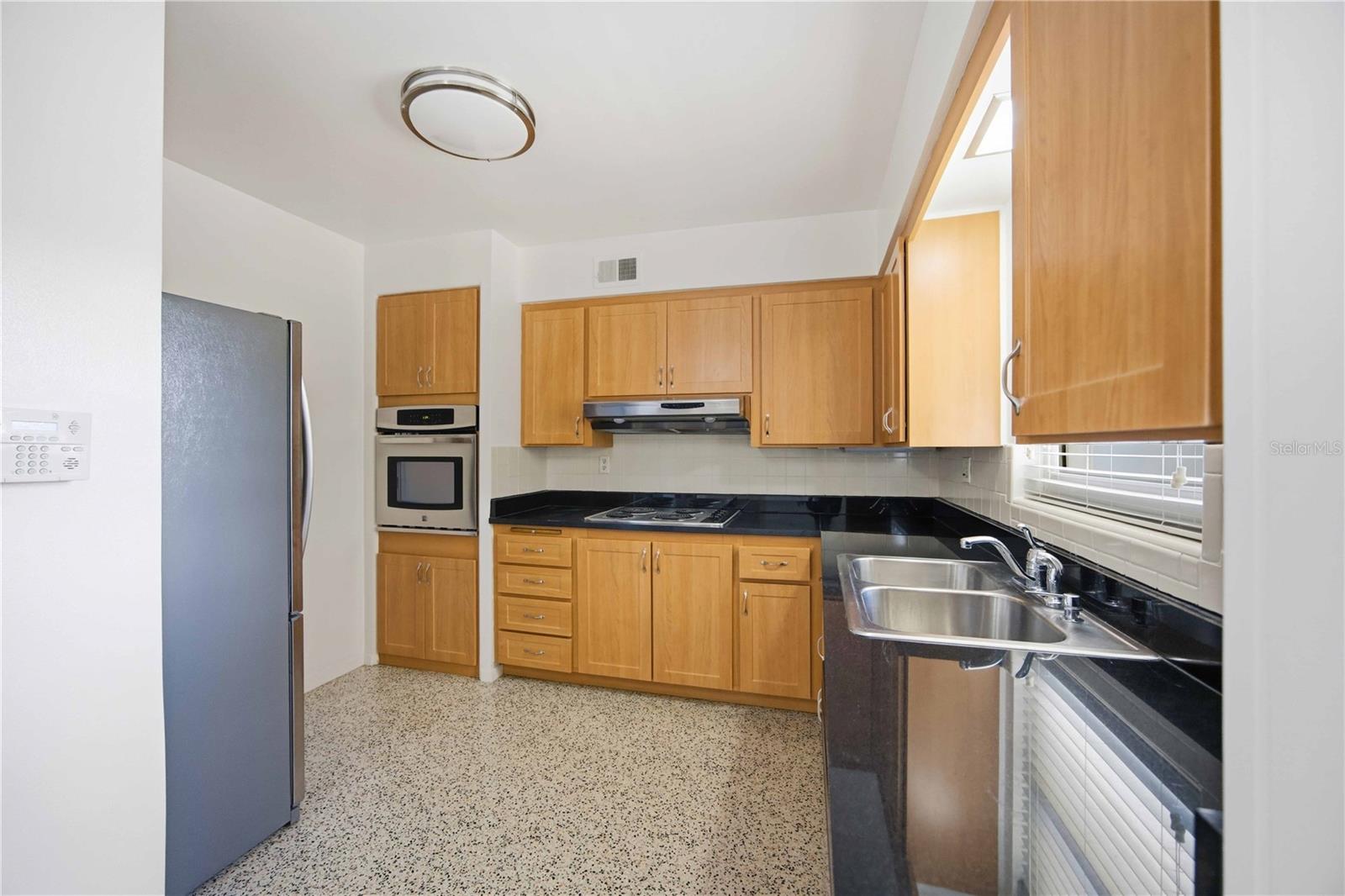 SUNNYSIDE PARK - Residential