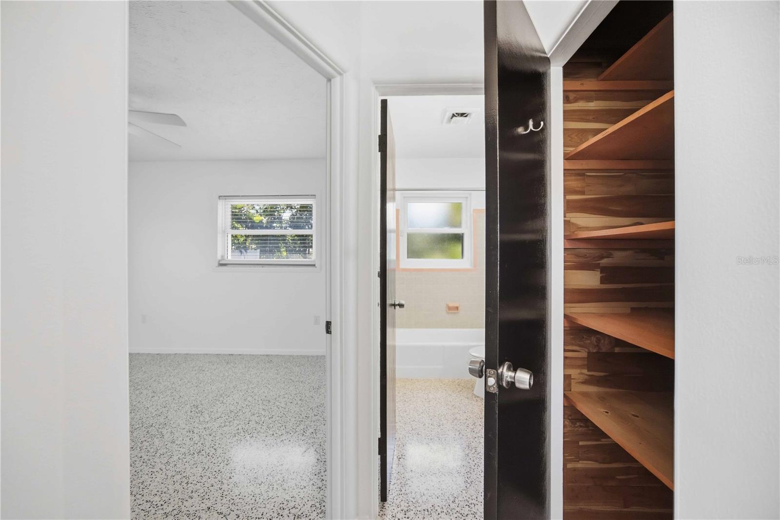 SUNNYSIDE PARK - Residential