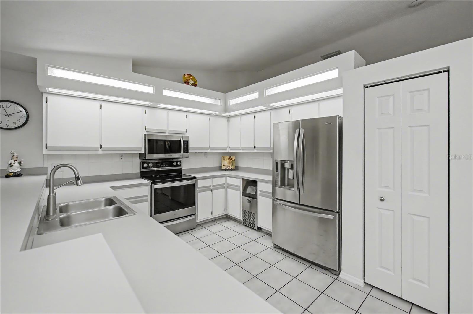 PORT CHARLOTT SEC 34 - Residential