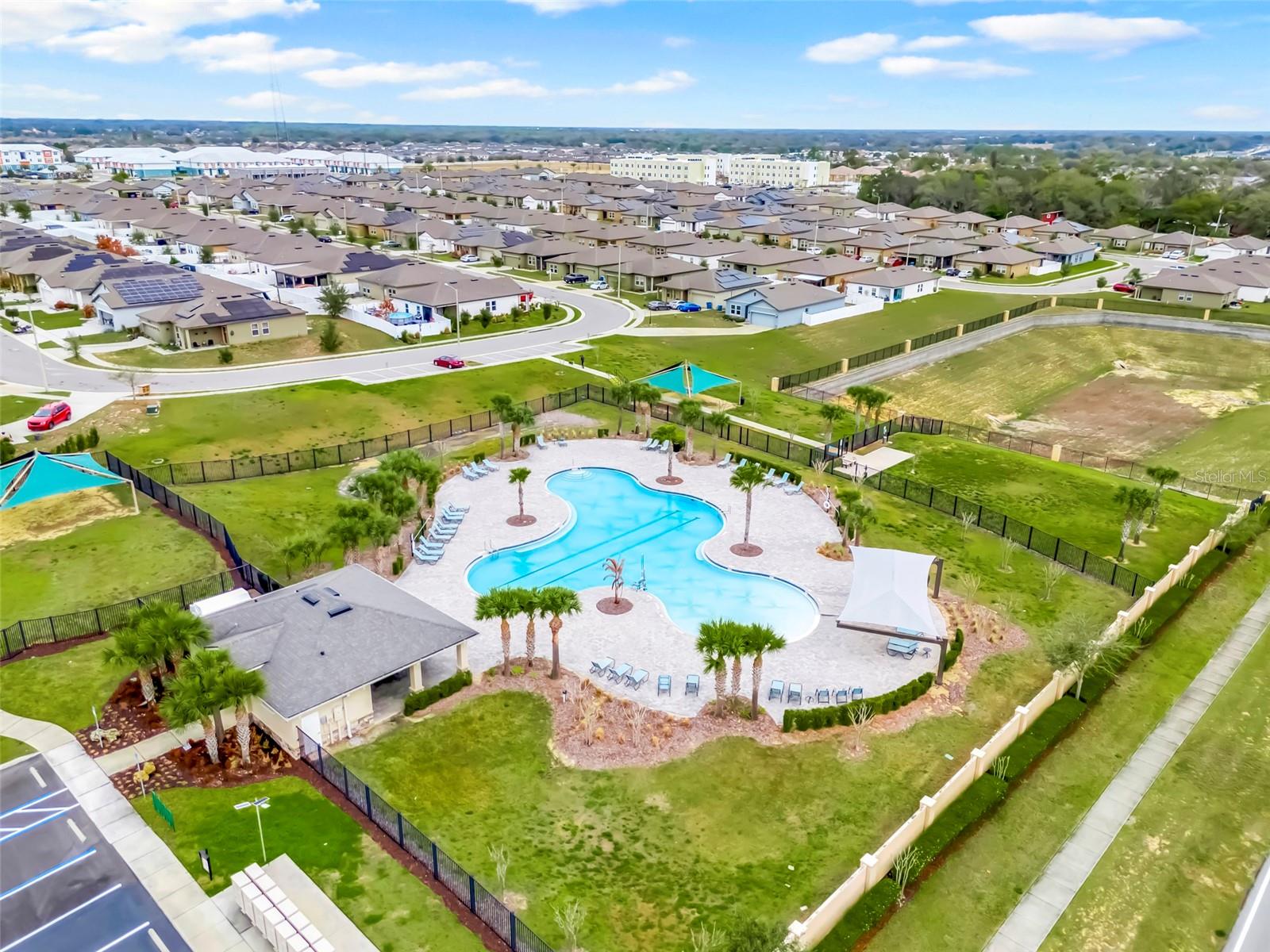 ORCHID GROVE - Residential