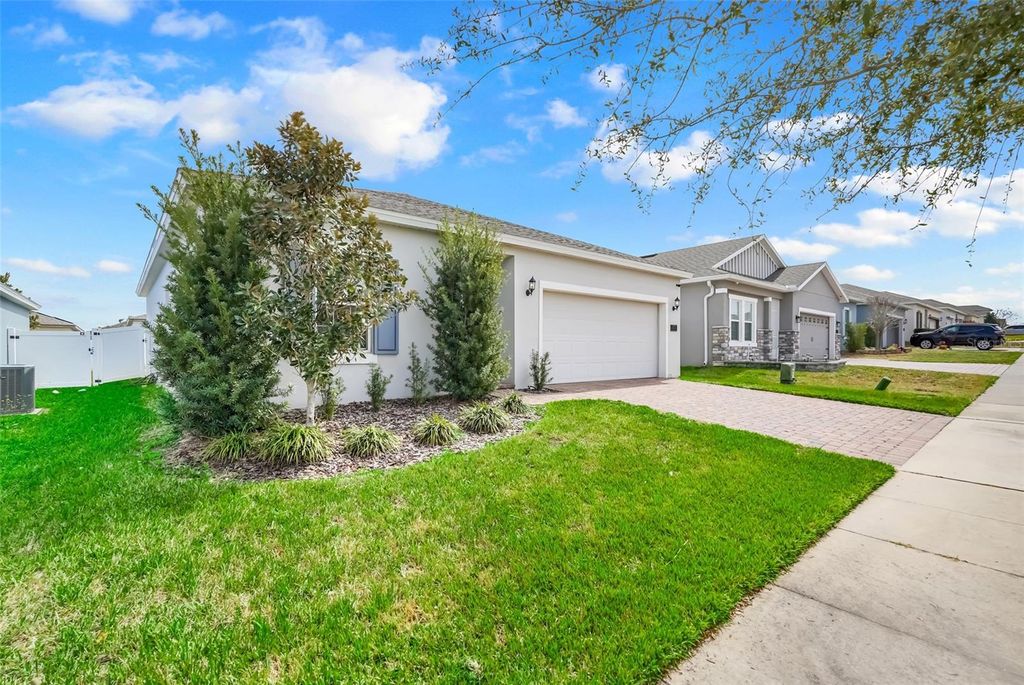 Photo of 577 Disa Drive, Davenport, FL 33837 (MLS # O6386512)