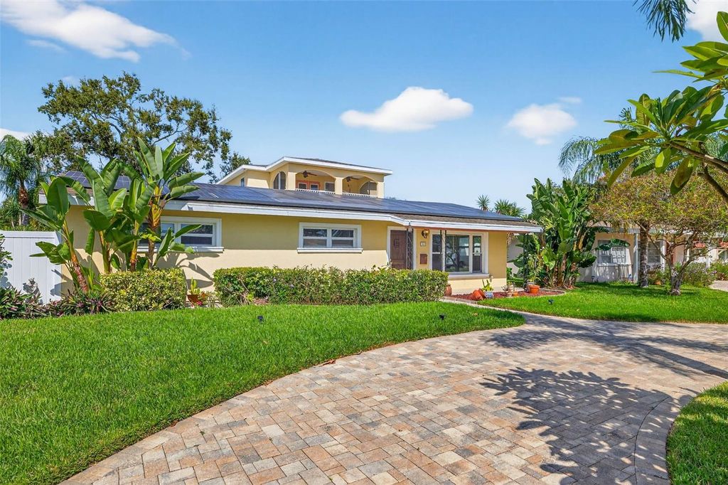 Photo of 783 Placido Way NE, St Petersburg, FL 33704 (MLS # TB8440415)