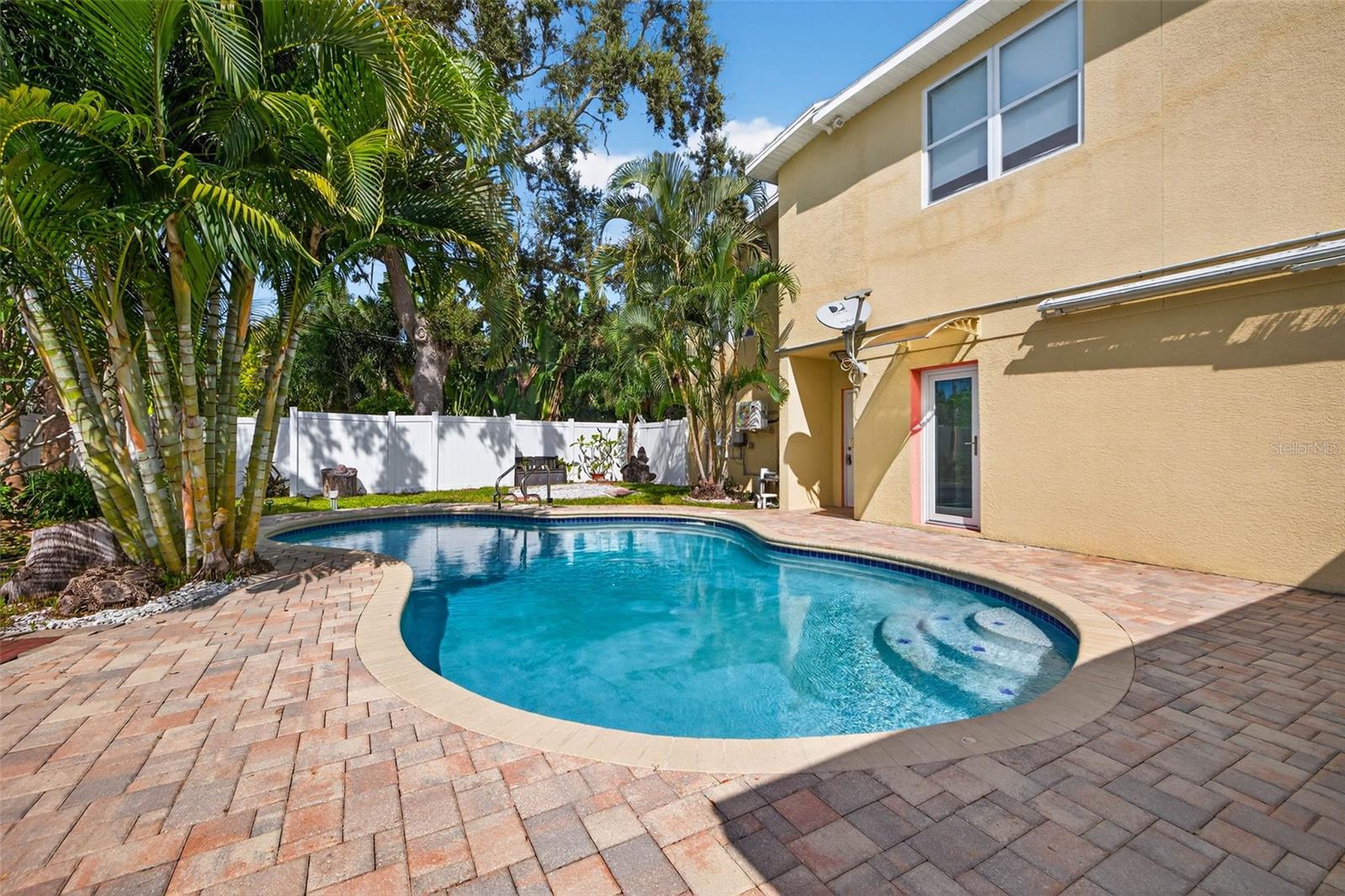 NORTH EAST PARK PLACIDO SHORES - Residential