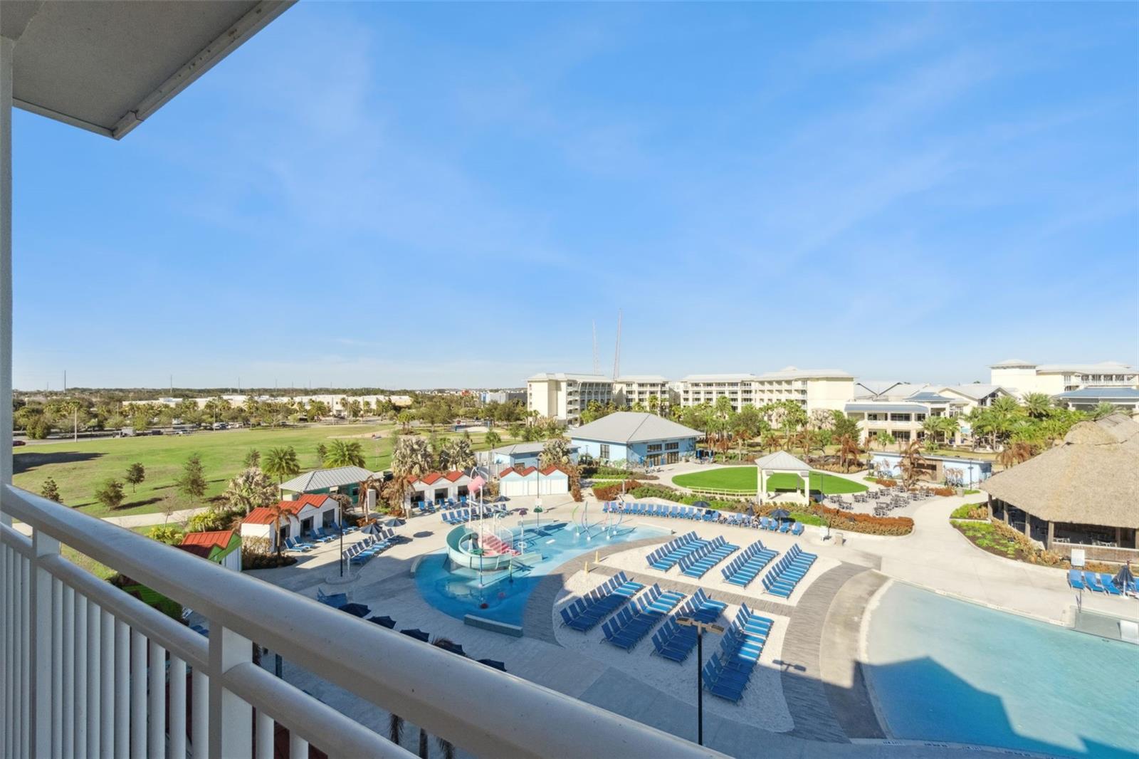 SUNSET WALK HOTEL, EMBASSY SUITES - Residential