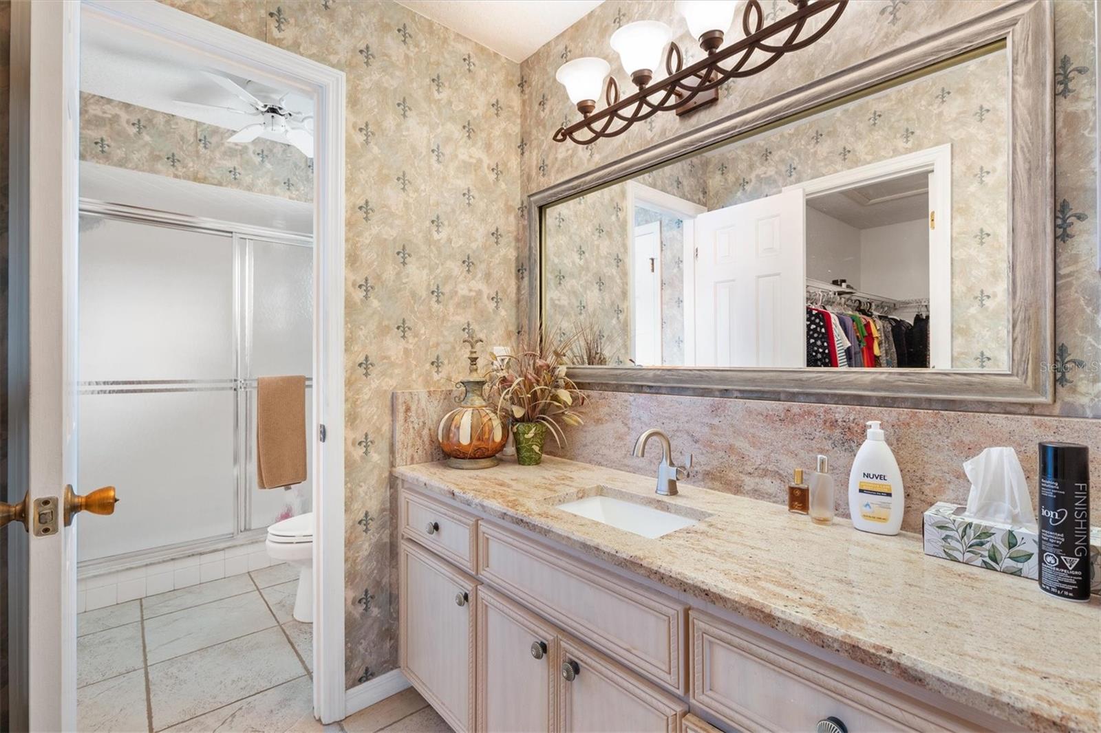 SPRUCE CRK SOUTH 12 - Residential