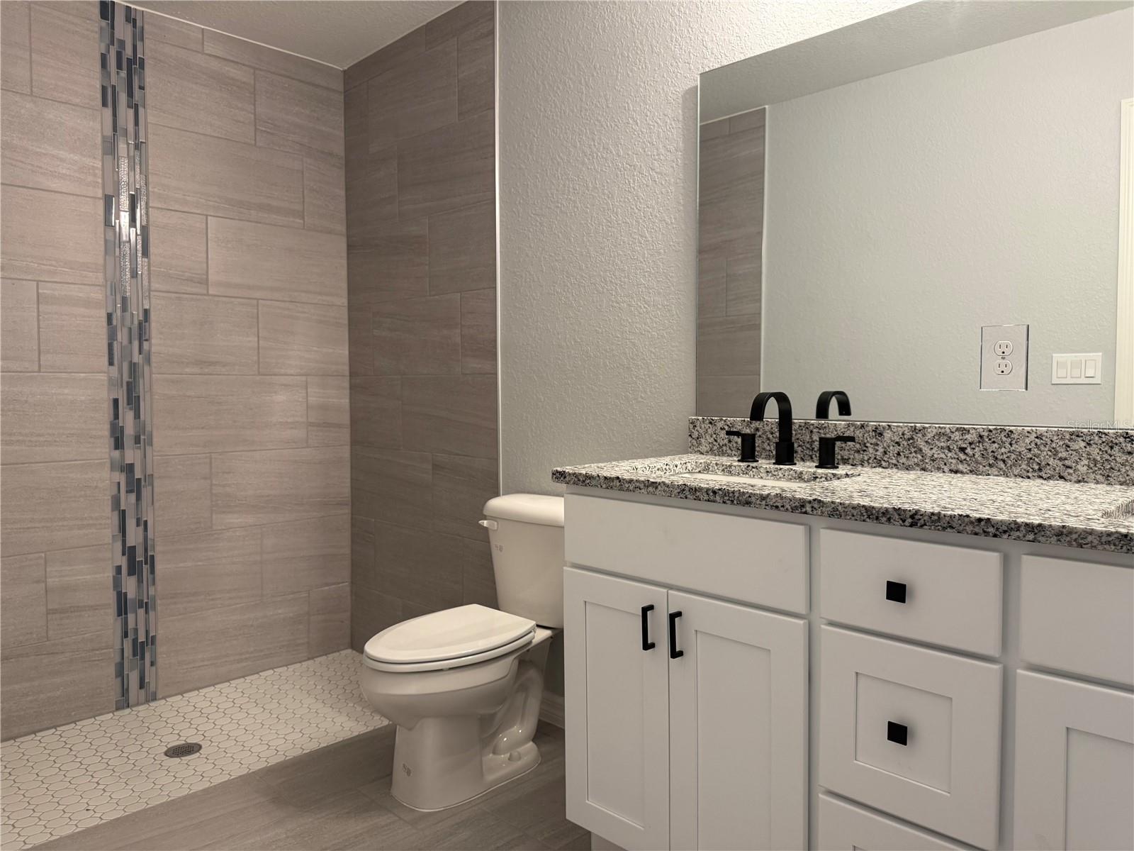 DUNNELLON HEGHTS - Residential