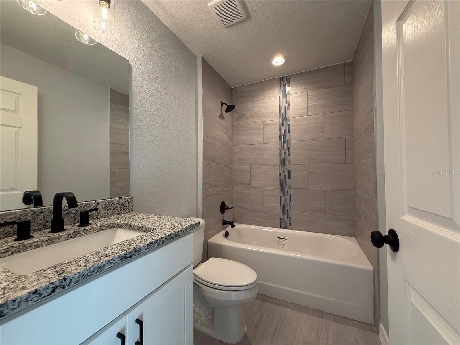 DUNNELLON HEGHTS - Residential