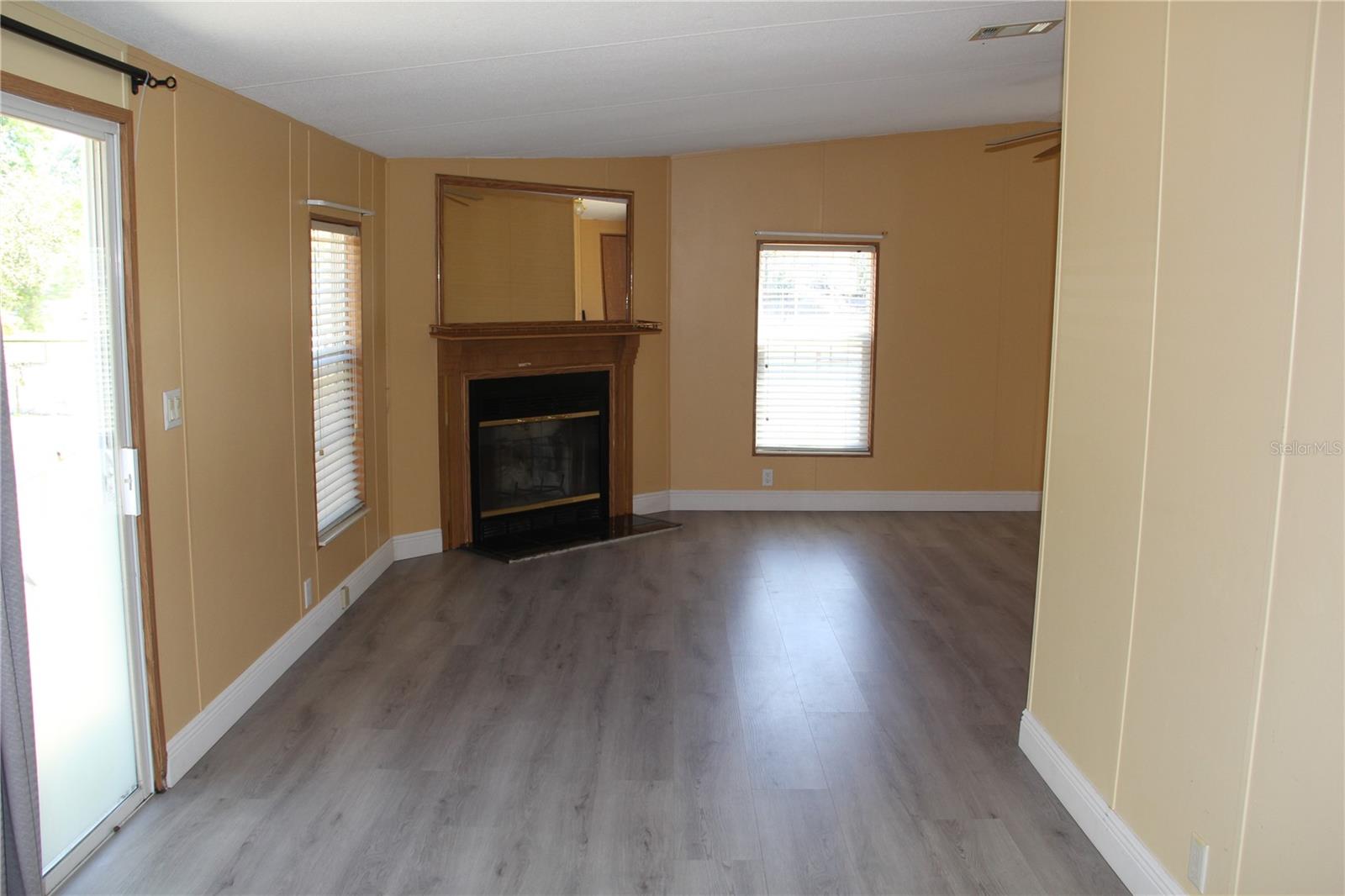 CROWELL ACRES - Residential