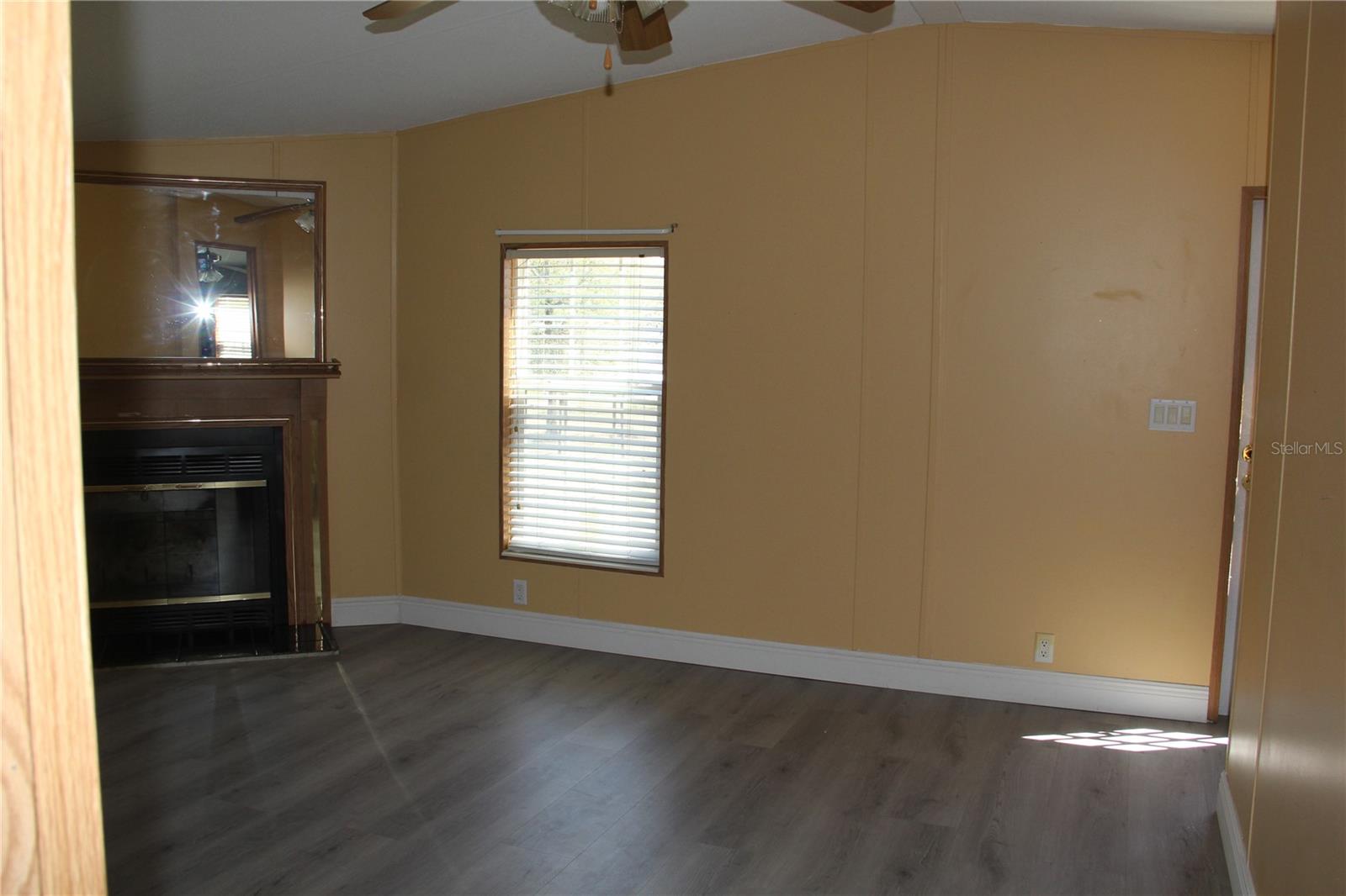 CROWELL ACRES - Residential