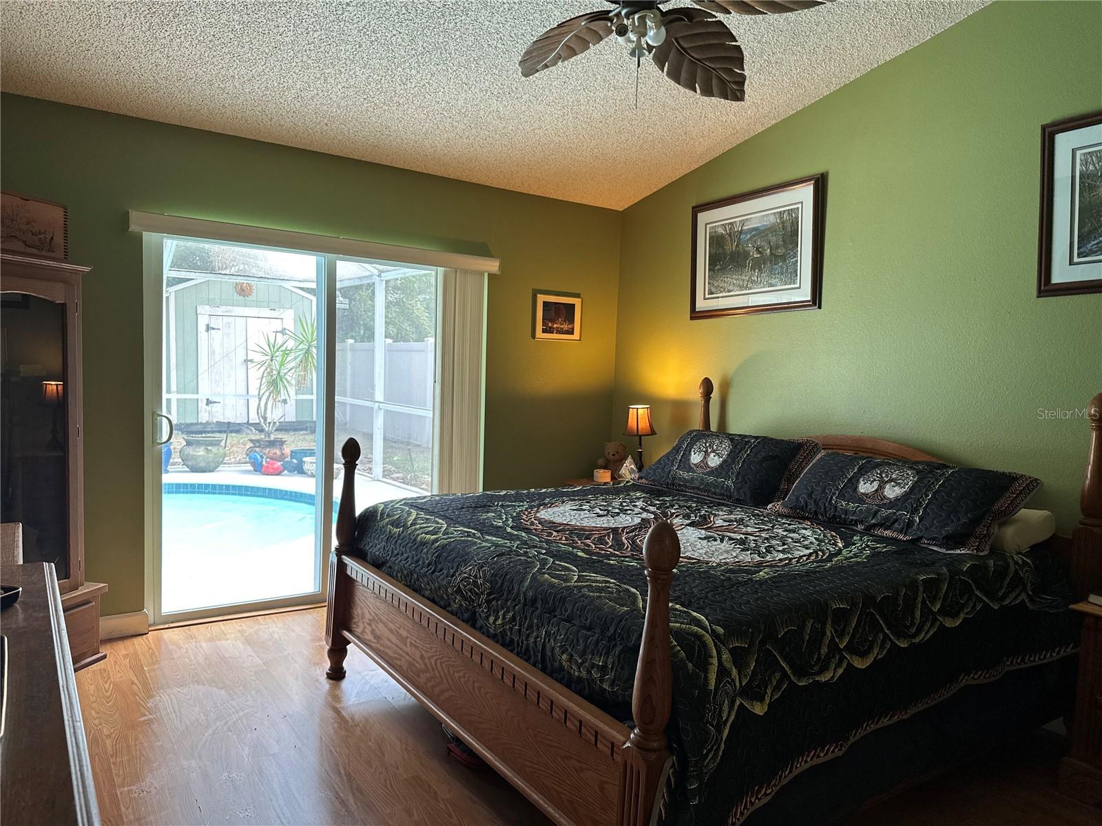 WRENS WAY - Residential