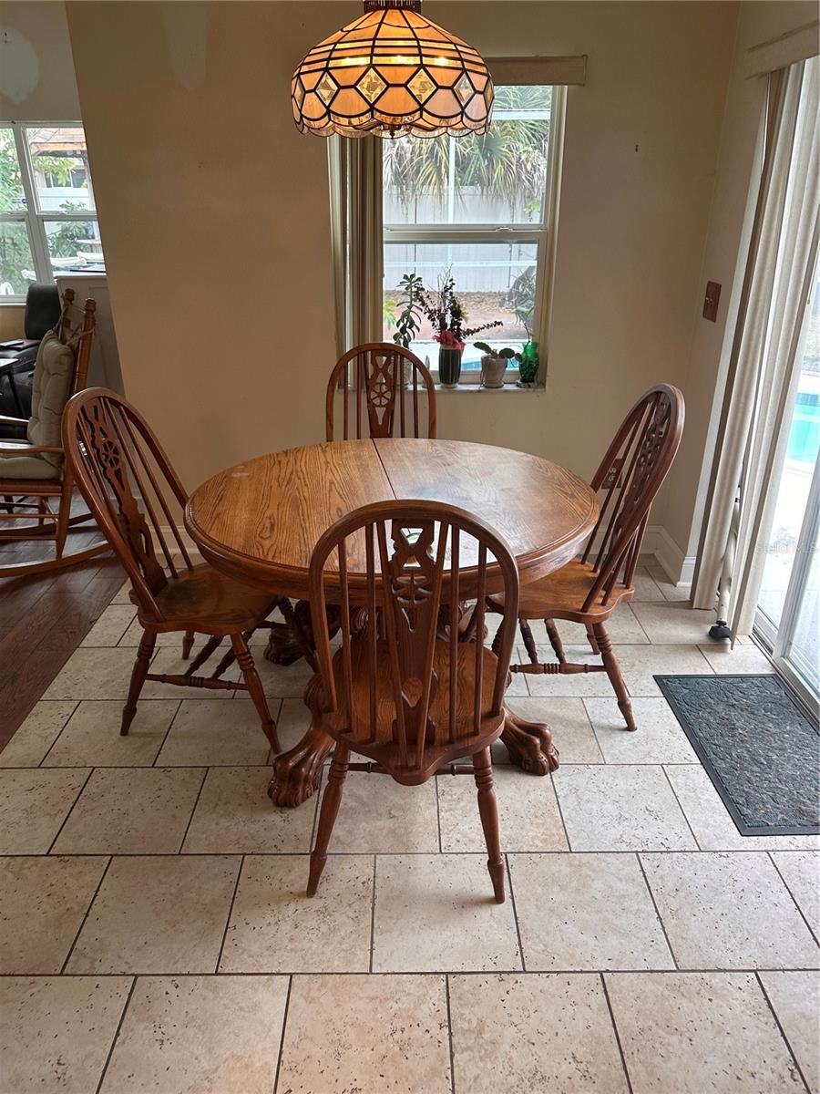 WRENS WAY - Residential