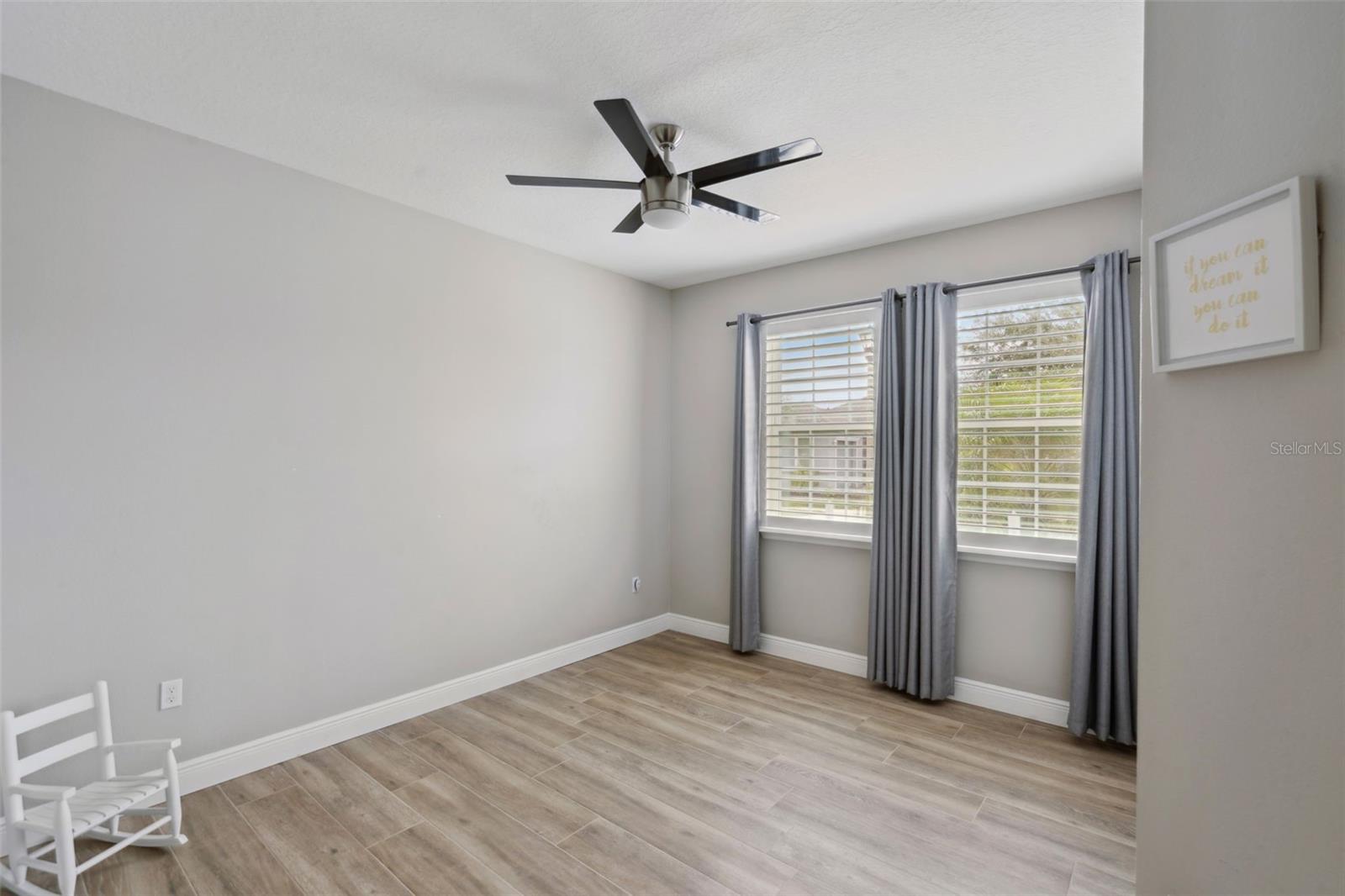 CASCADES/GROVELAND-PH 6 - Residential