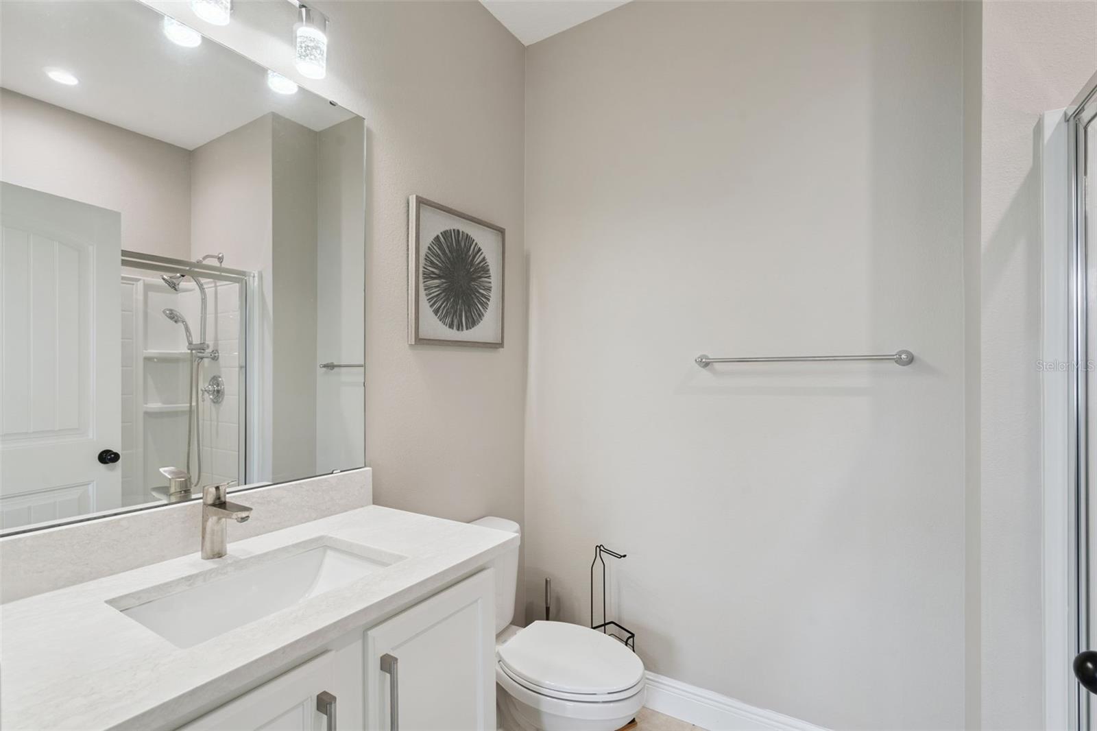 CASCADES/GROVELAND-PH 6 - Residential