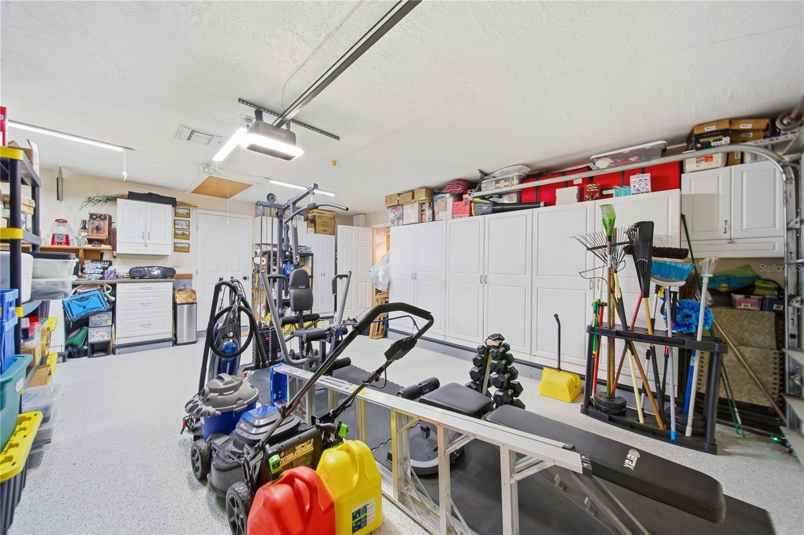 ELDE ORO WEST - Residential