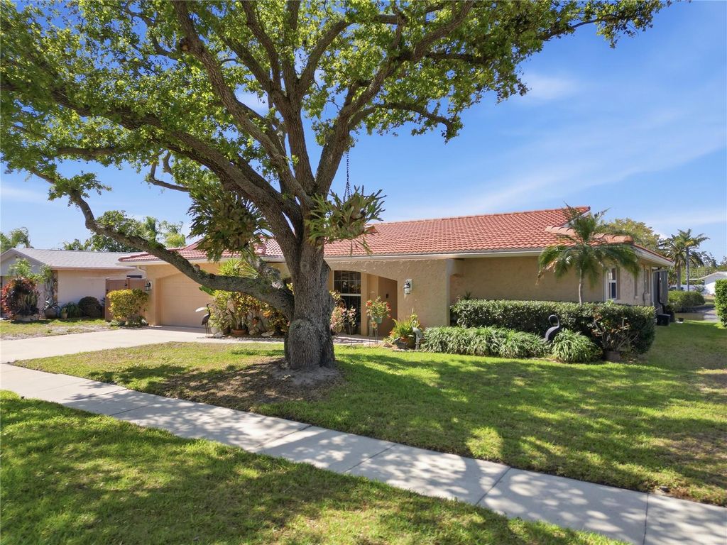 Photo of 2138 Egret Drive, Clearwater, FL 33764 (MLS # TB8490422)