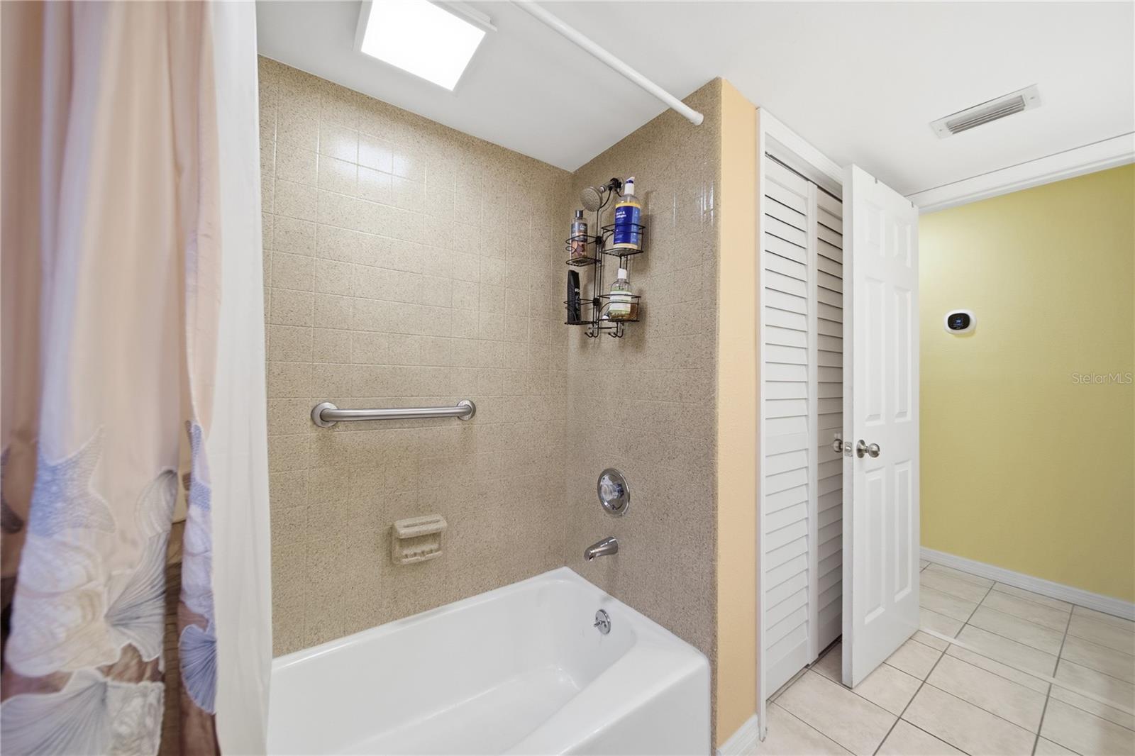 ELDE ORO WEST - Residential