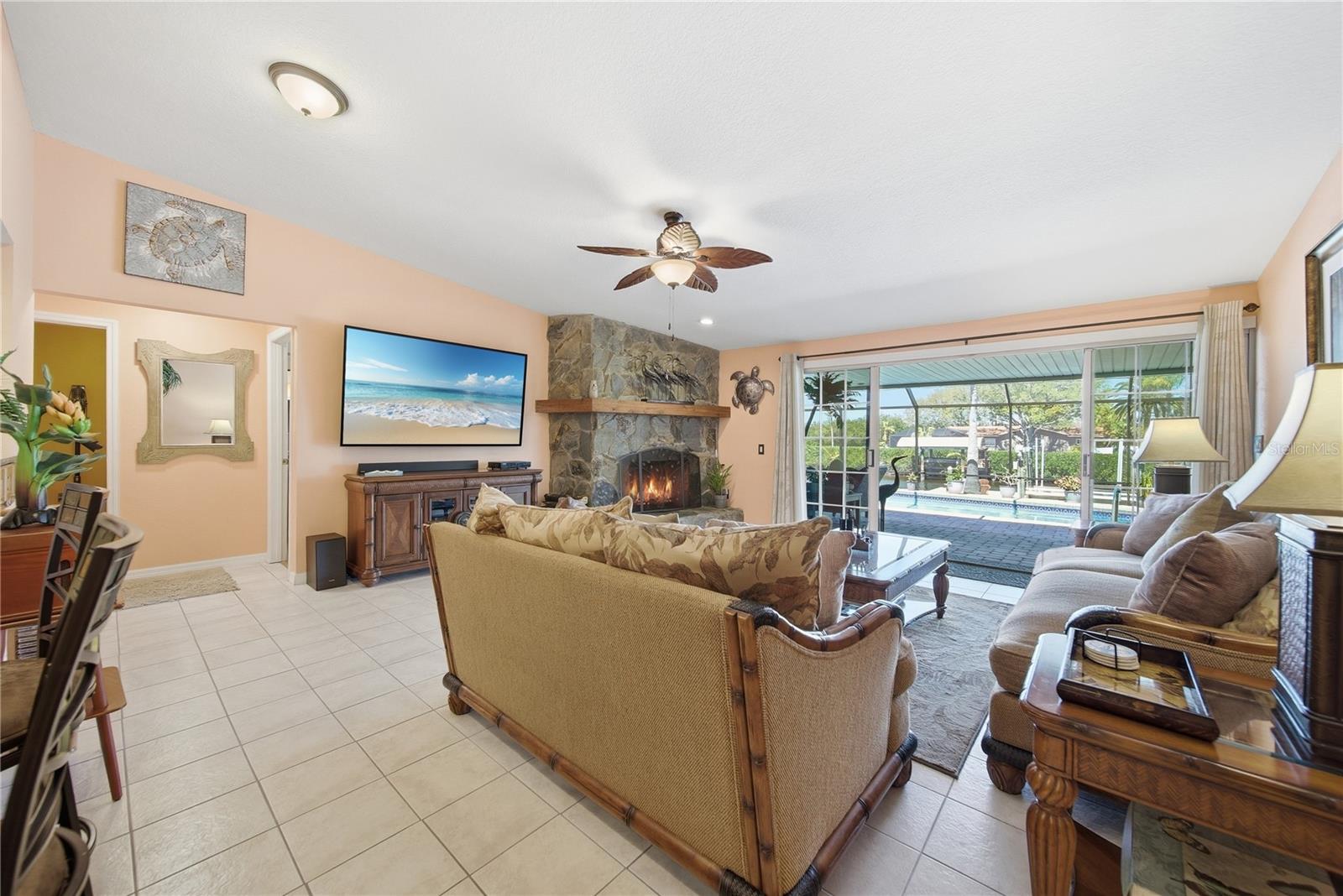 ELDE ORO WEST - Residential