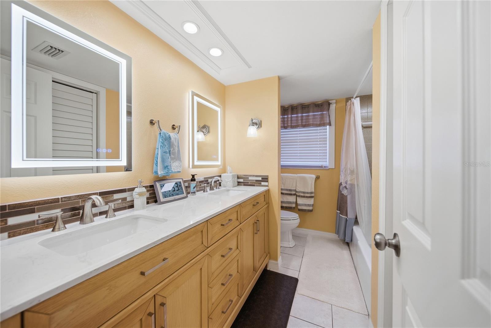 ELDE ORO WEST - Residential