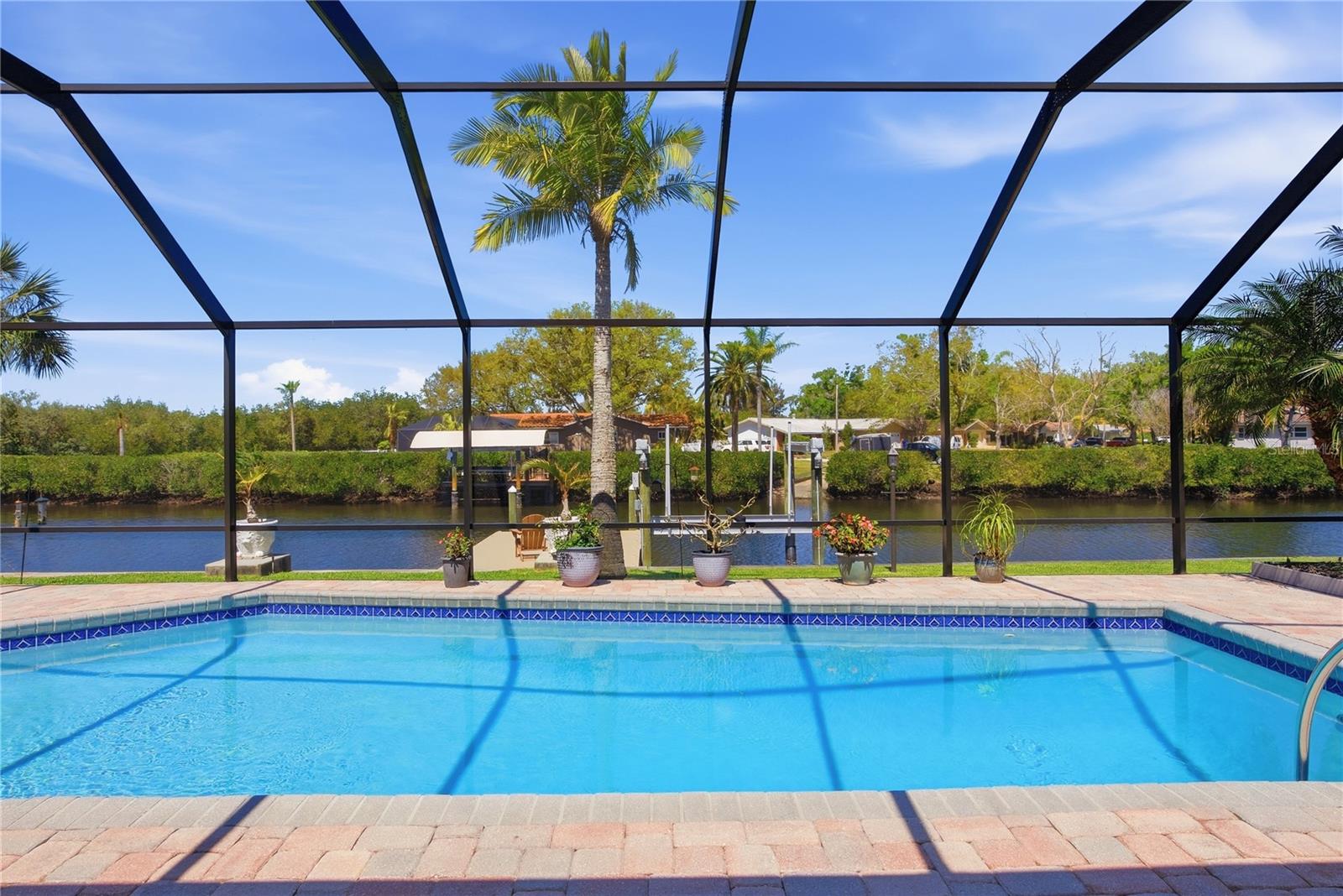 ELDE ORO WEST - Residential