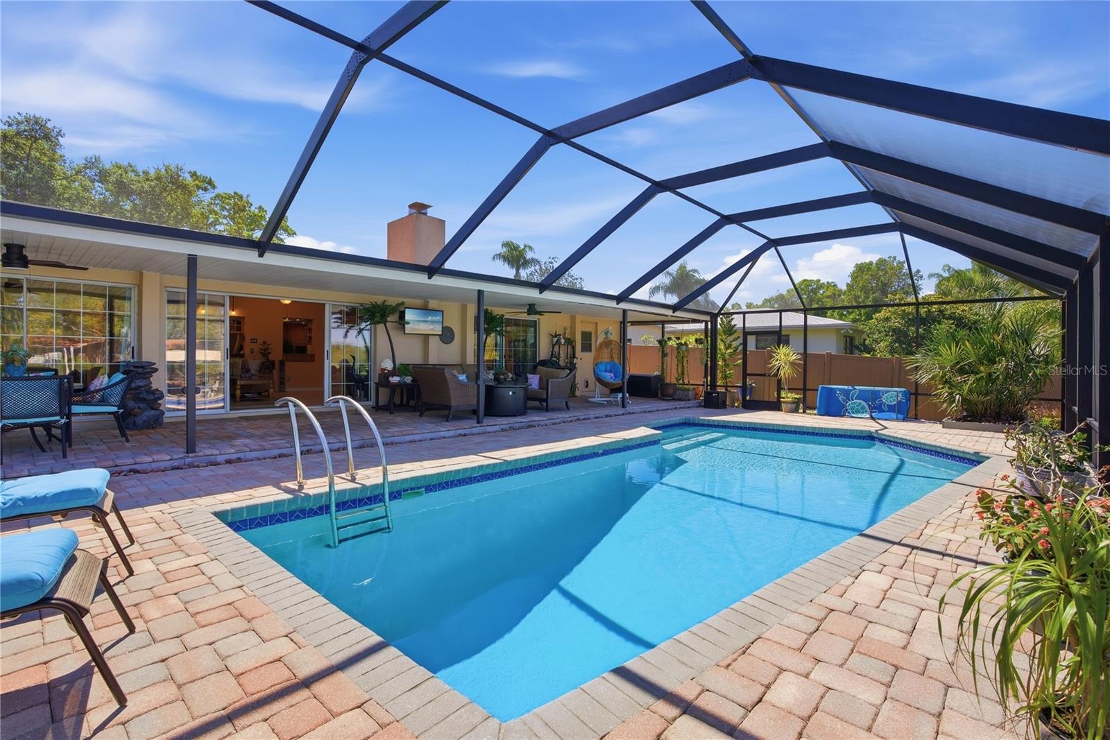 ELDE ORO WEST - Residential