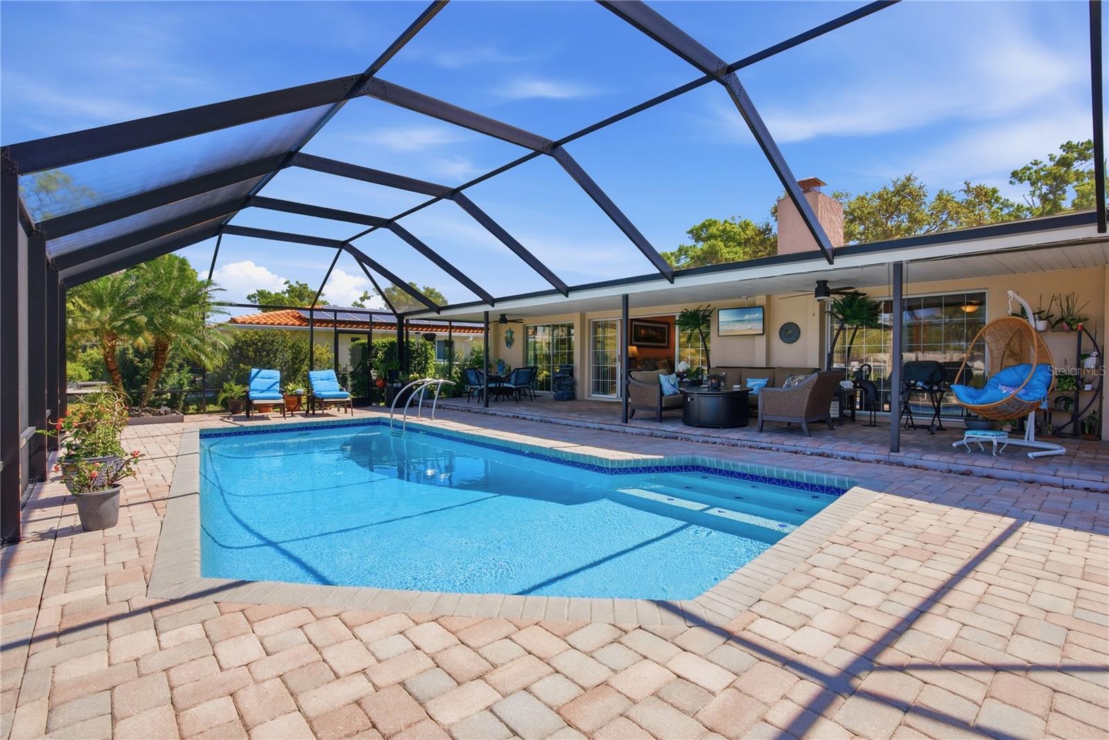 ELDE ORO WEST - Residential