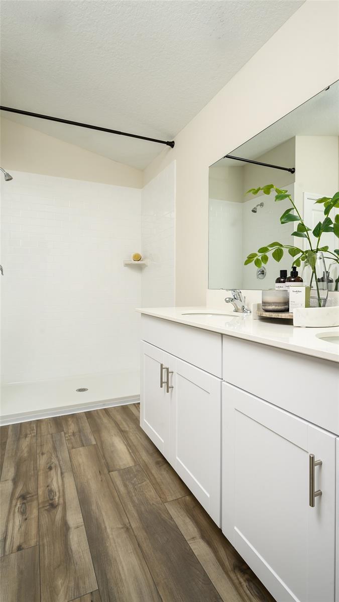 DAVIS LANDING - Residential