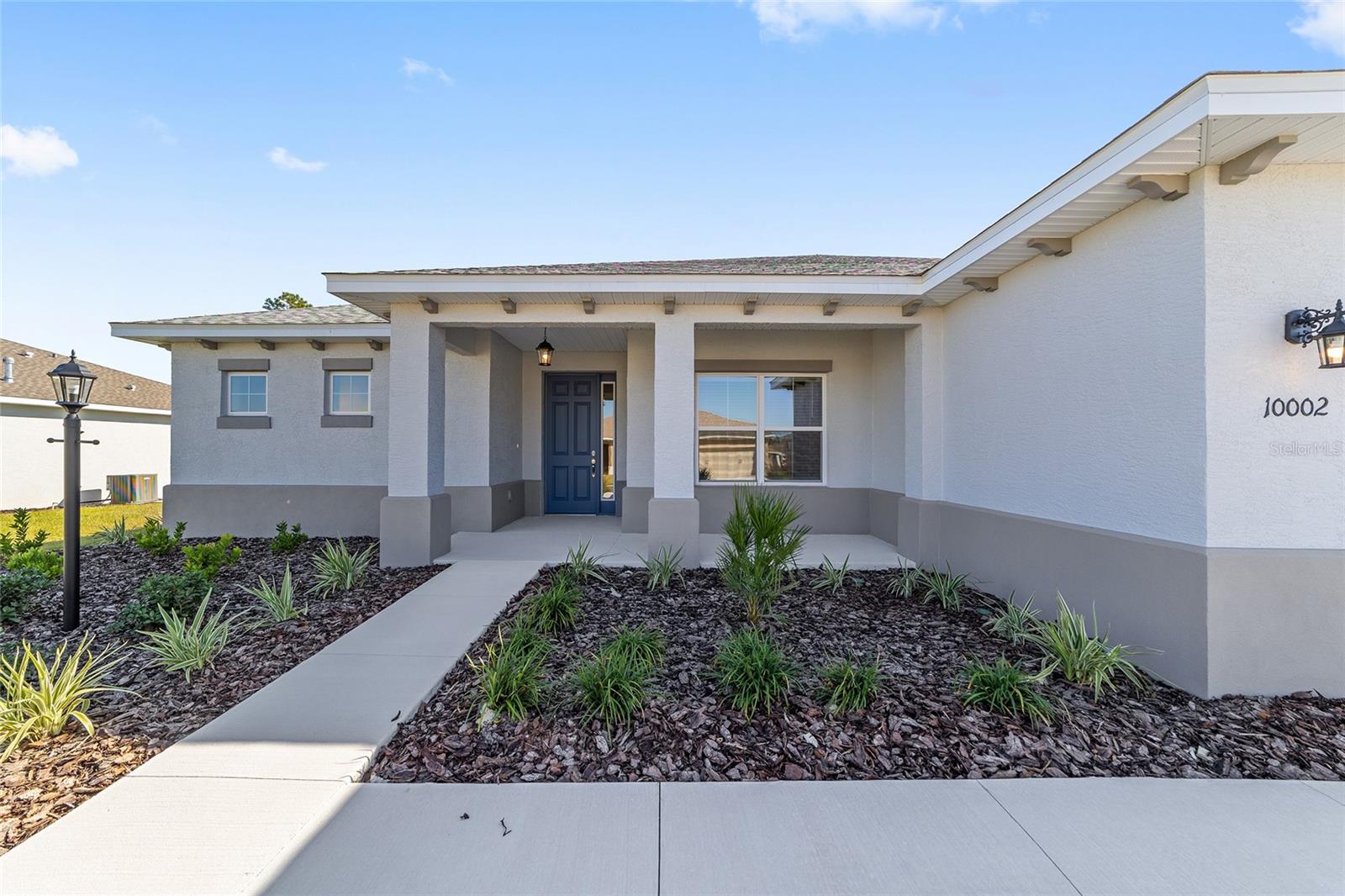 ON TOP OF THE WORLD - Residential