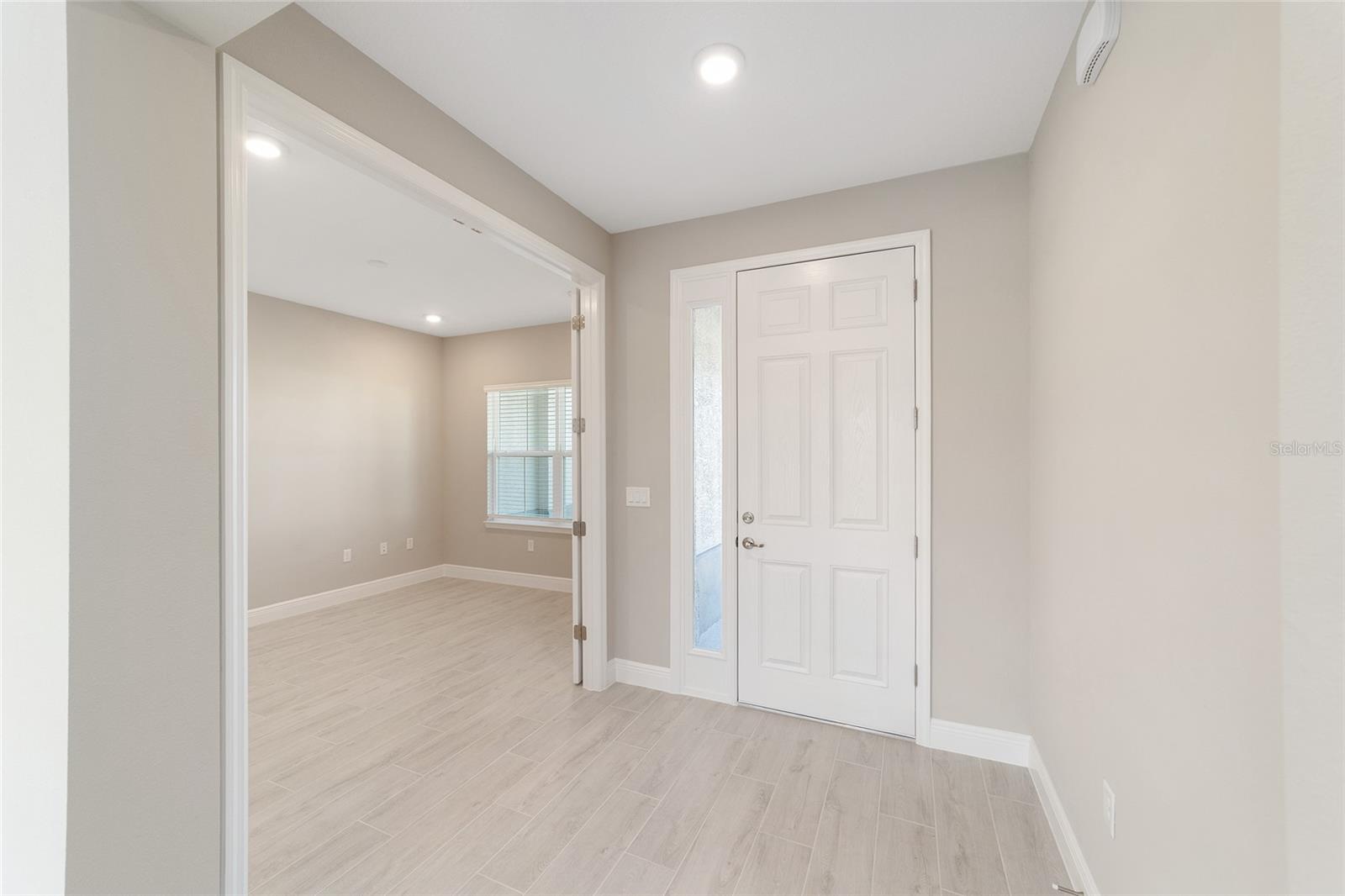 ON TOP OF THE WORLD - Residential