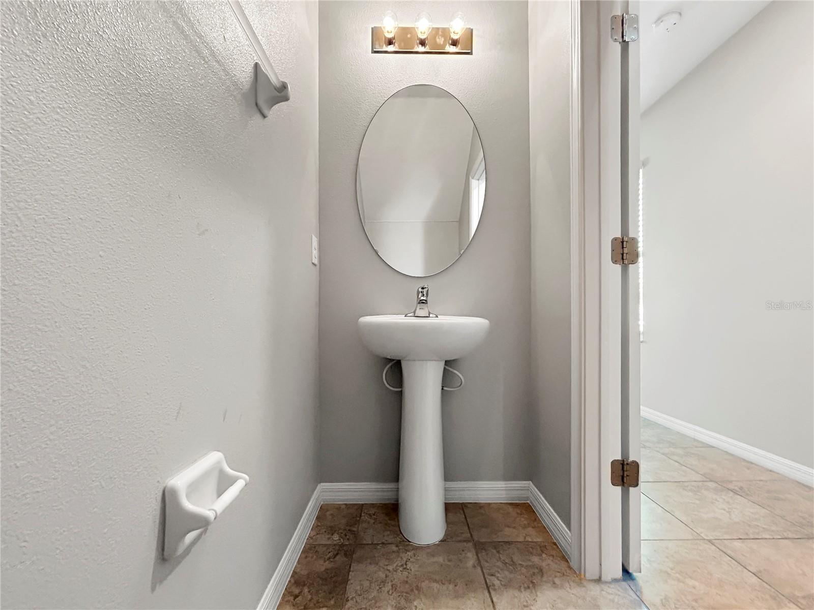VISTA PALMS - Residential Lease