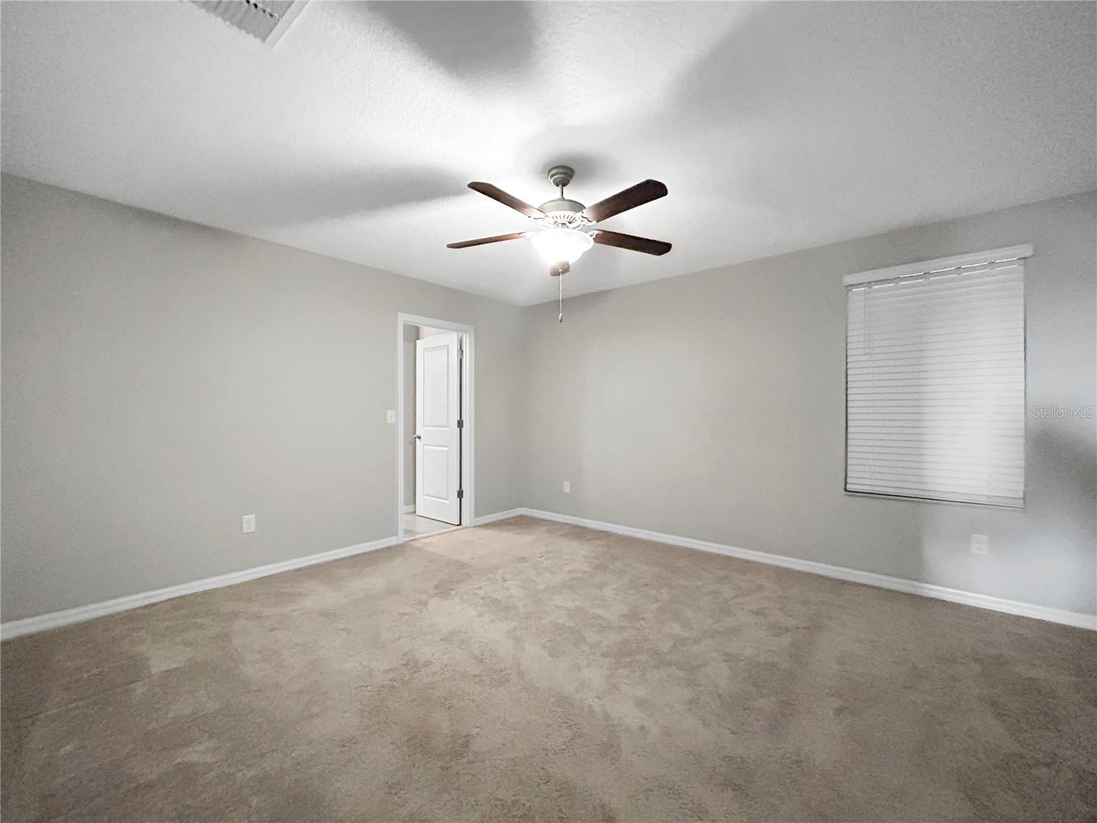 VISTA PALMS - Residential Lease