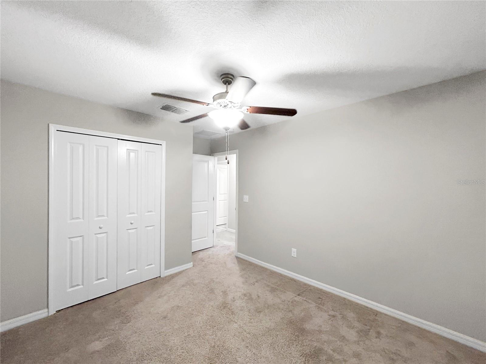 VISTA PALMS - Residential Lease