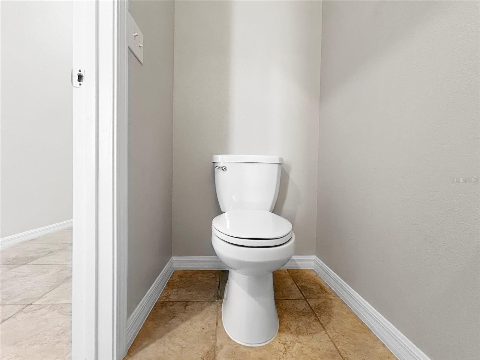 VISTA PALMS - Residential Lease